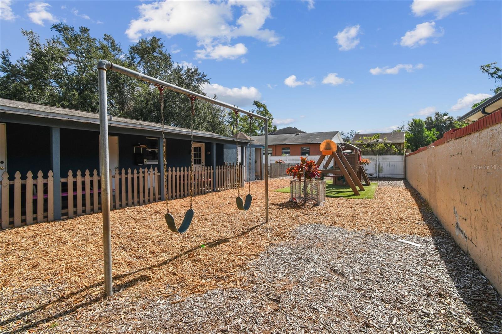 Image 43 of 74 For 9912 Myrtle Street