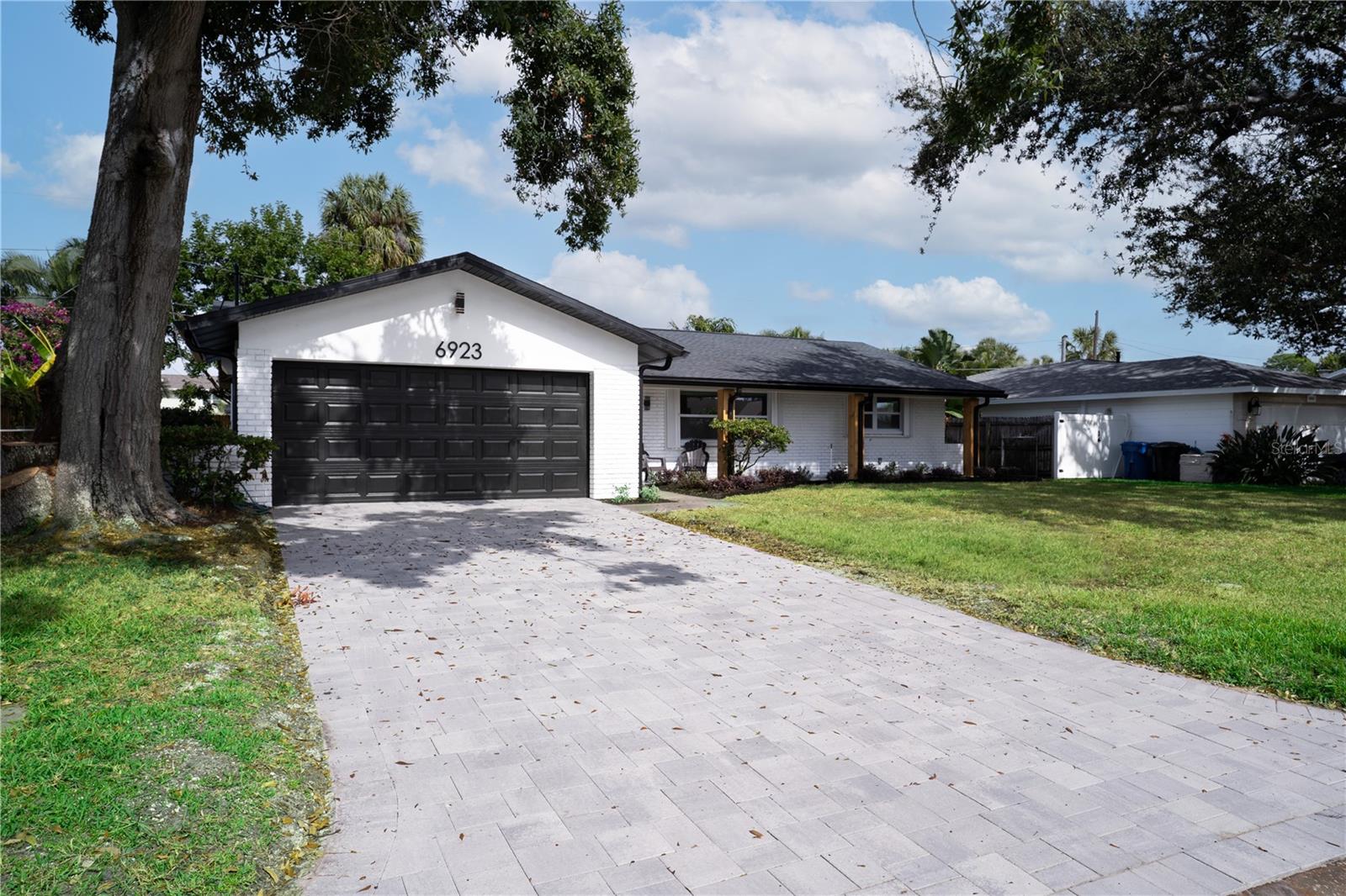 Details for 6923 16th Avenue N, ST PETERSBURG, FL 33710