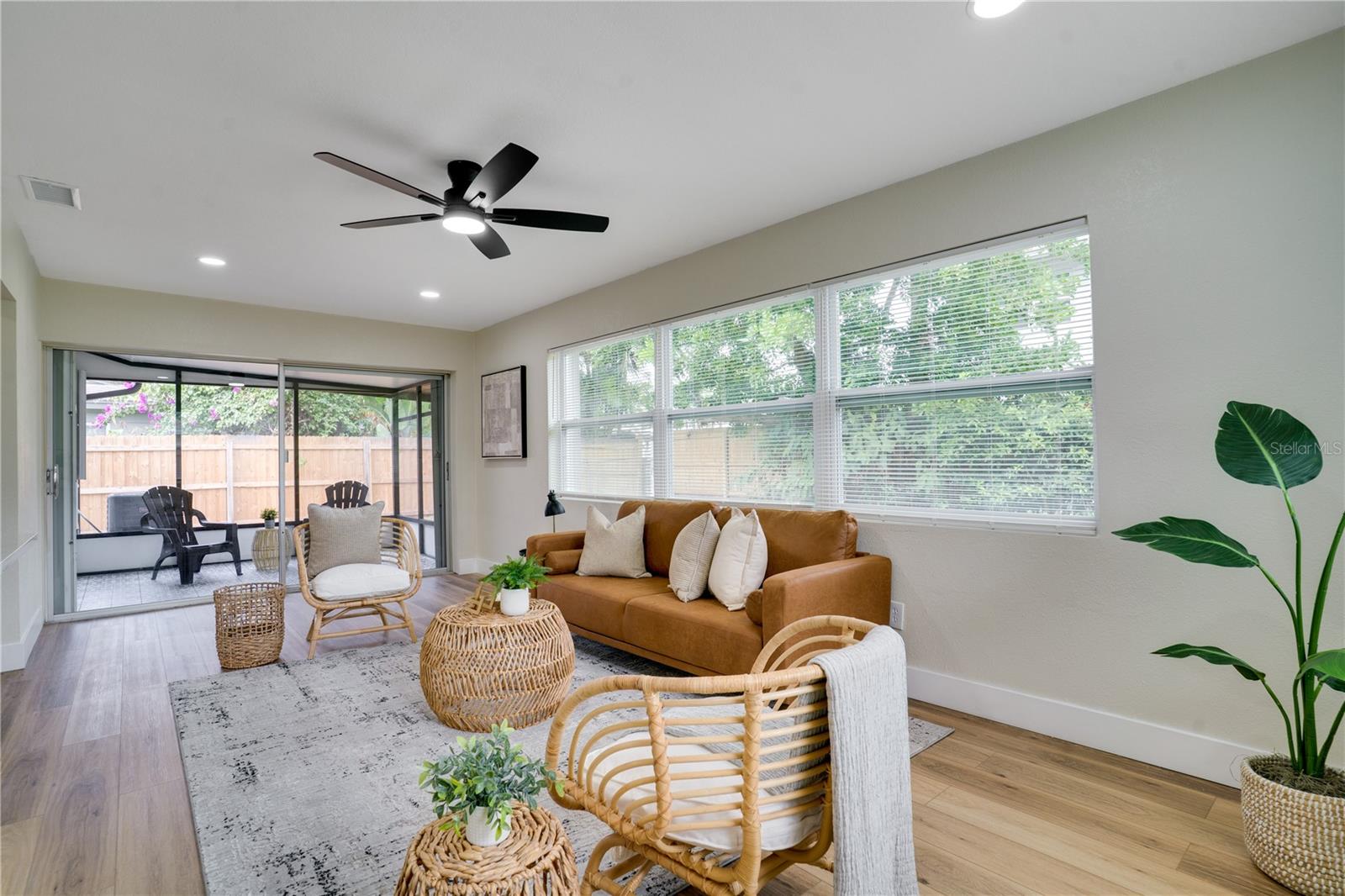 Image 16 of 42 For 6923 16th Avenue N