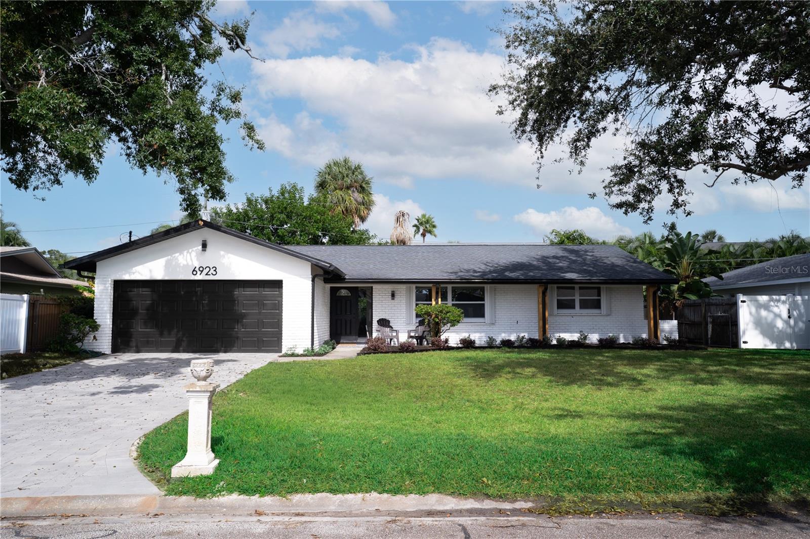 Image 2 of 42 For 6923 16th Avenue N