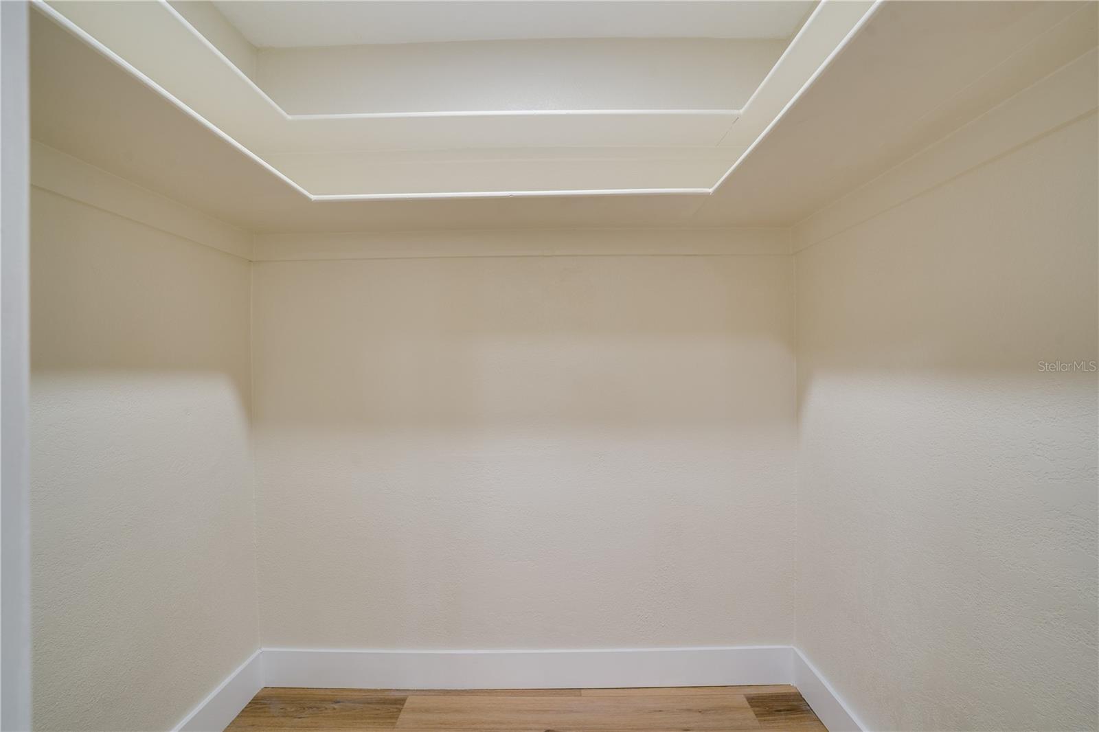 Image 22 of 42 For 6923 16th Avenue N