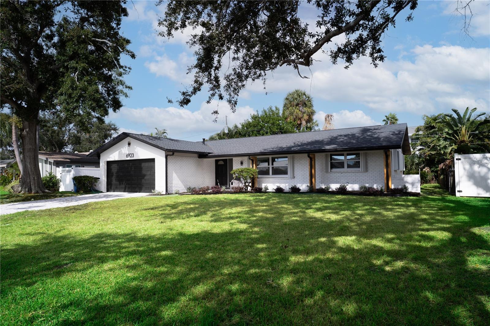 Image 42 of 42 For 6923 16th Avenue N