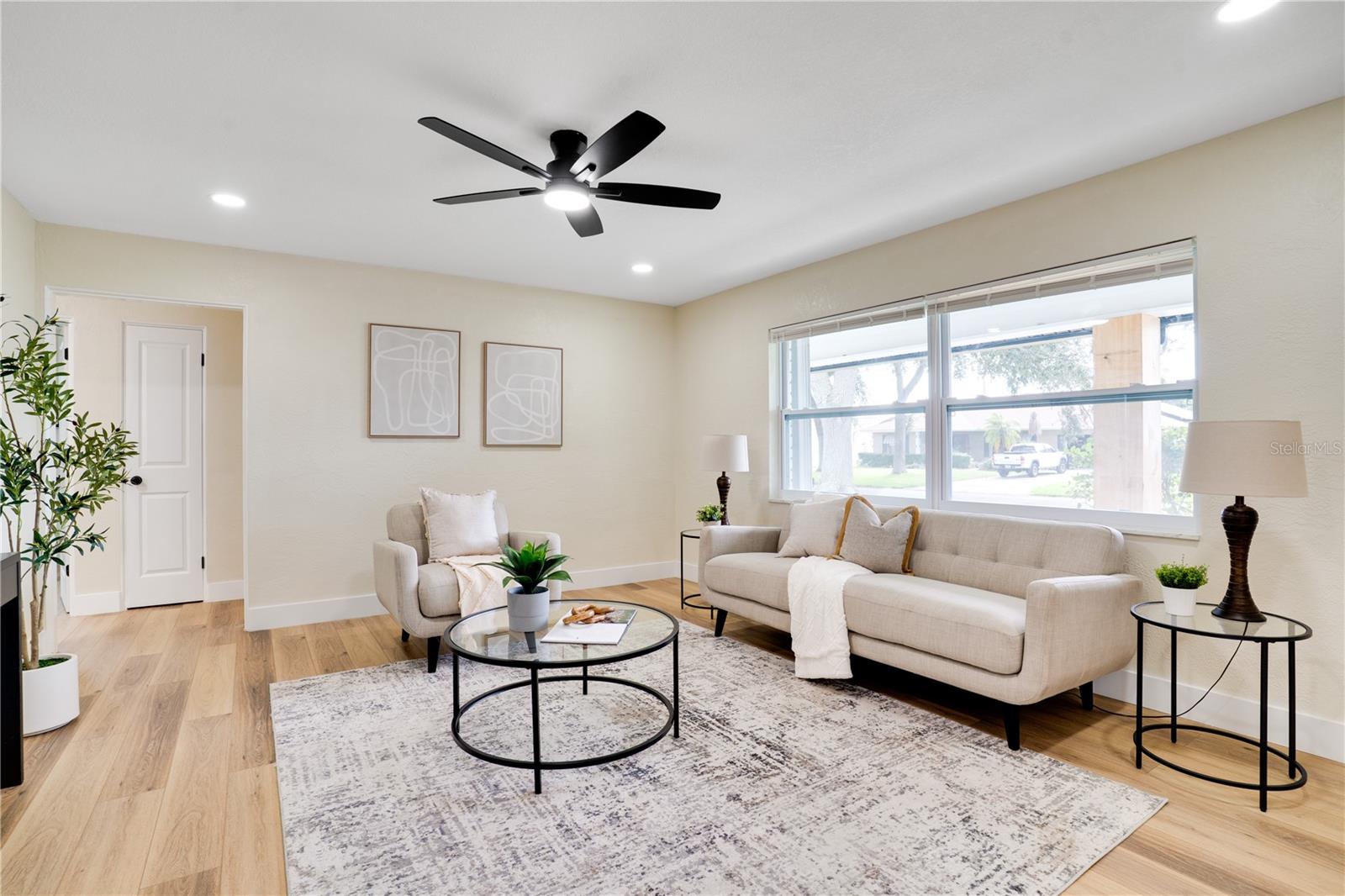 Image 7 of 42 For 6923 16th Avenue N