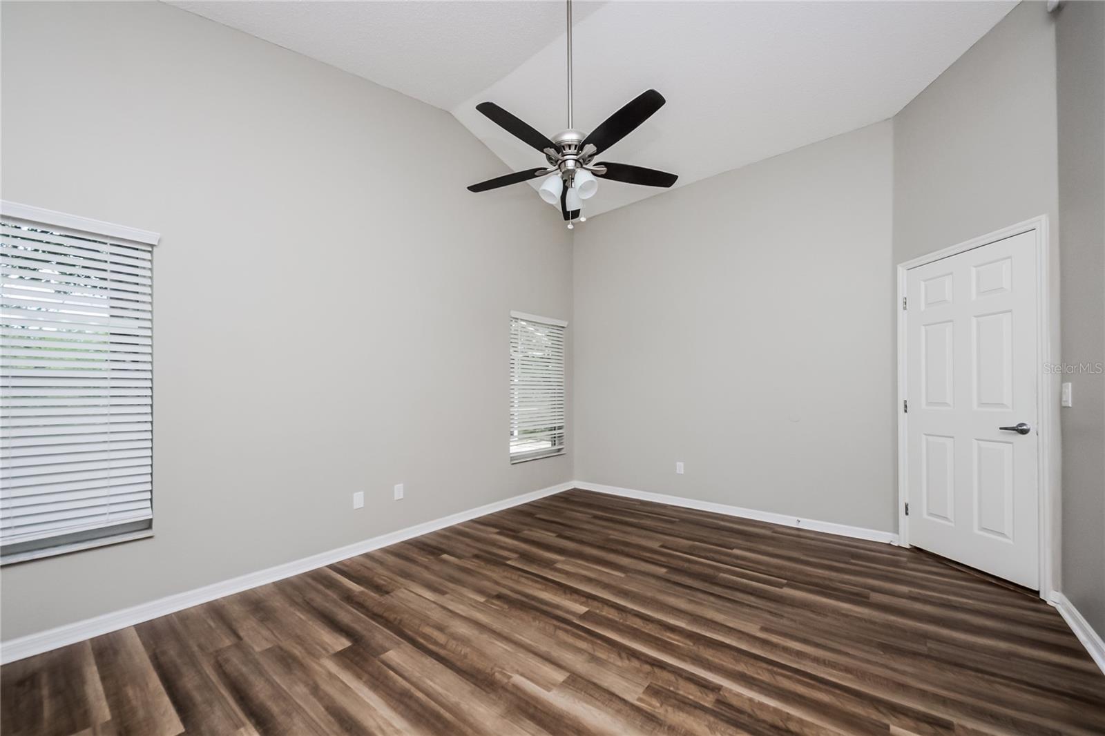 Image 7 of 16 For 1235 Whitewood Way