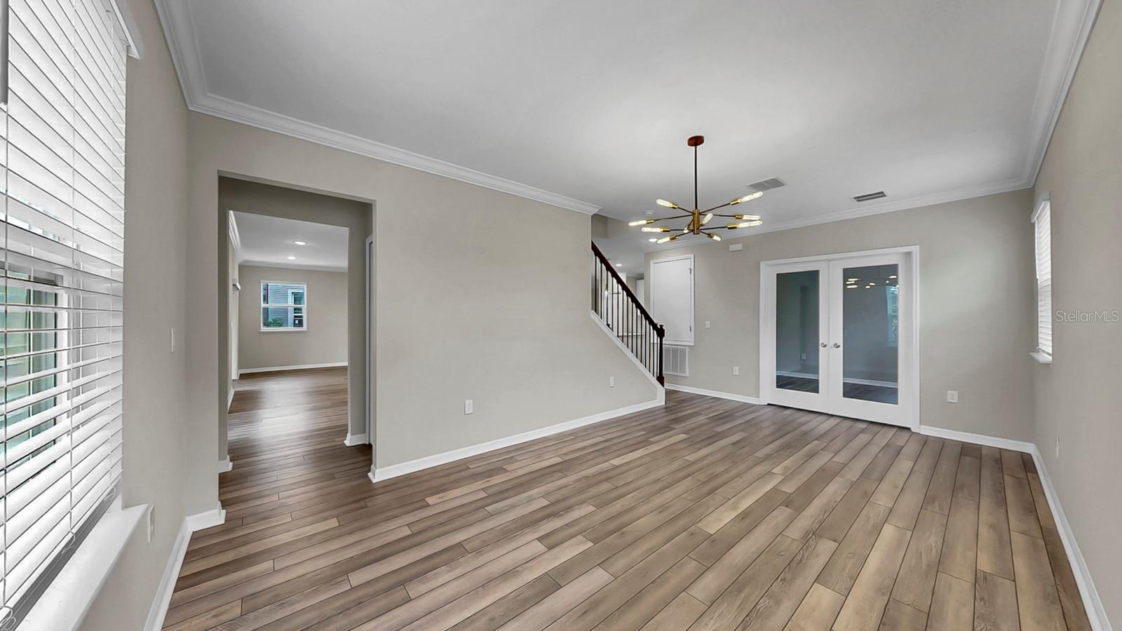 Image 13 of 61 For 8346 Abalone Loop