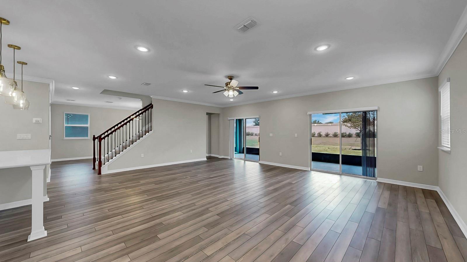 Image 17 of 61 For 8346 Abalone Loop