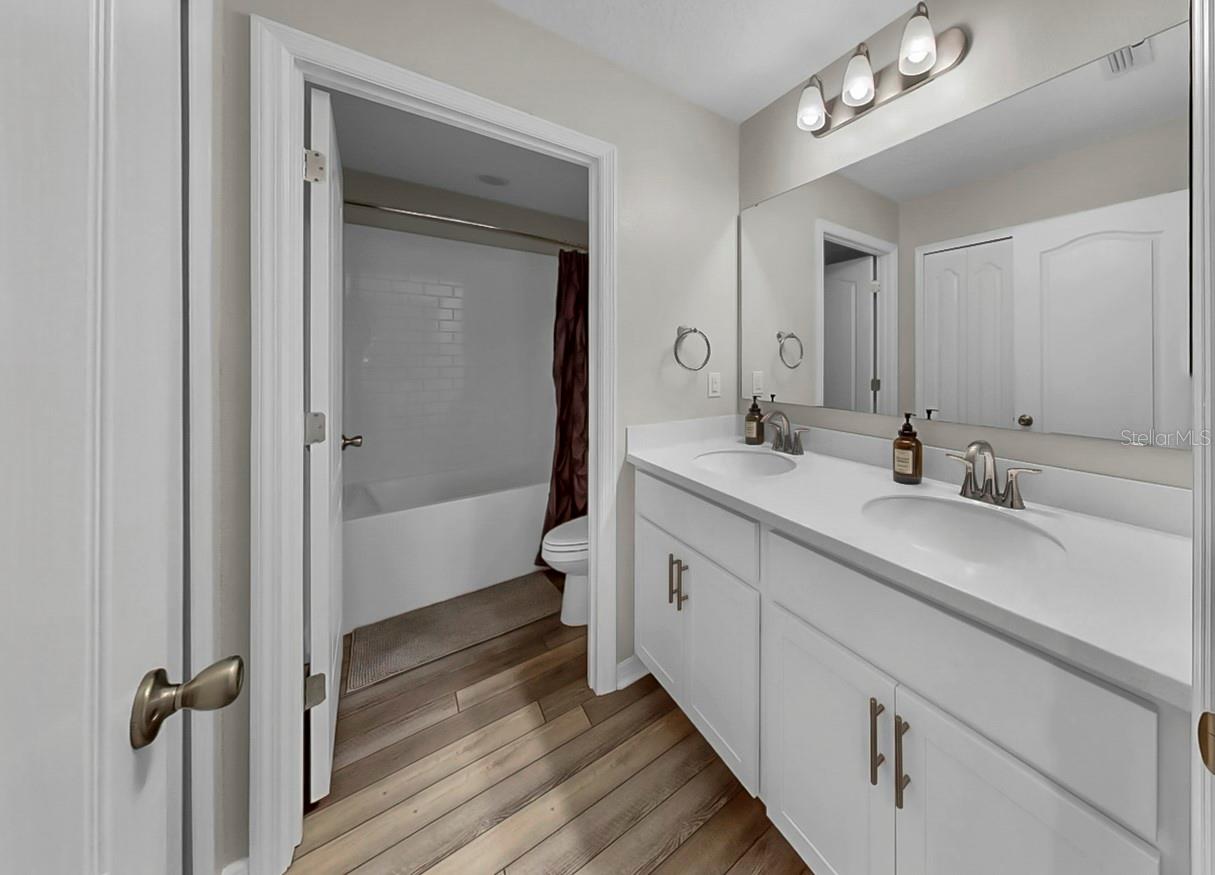 Image 48 of 61 For 8346 Abalone Loop