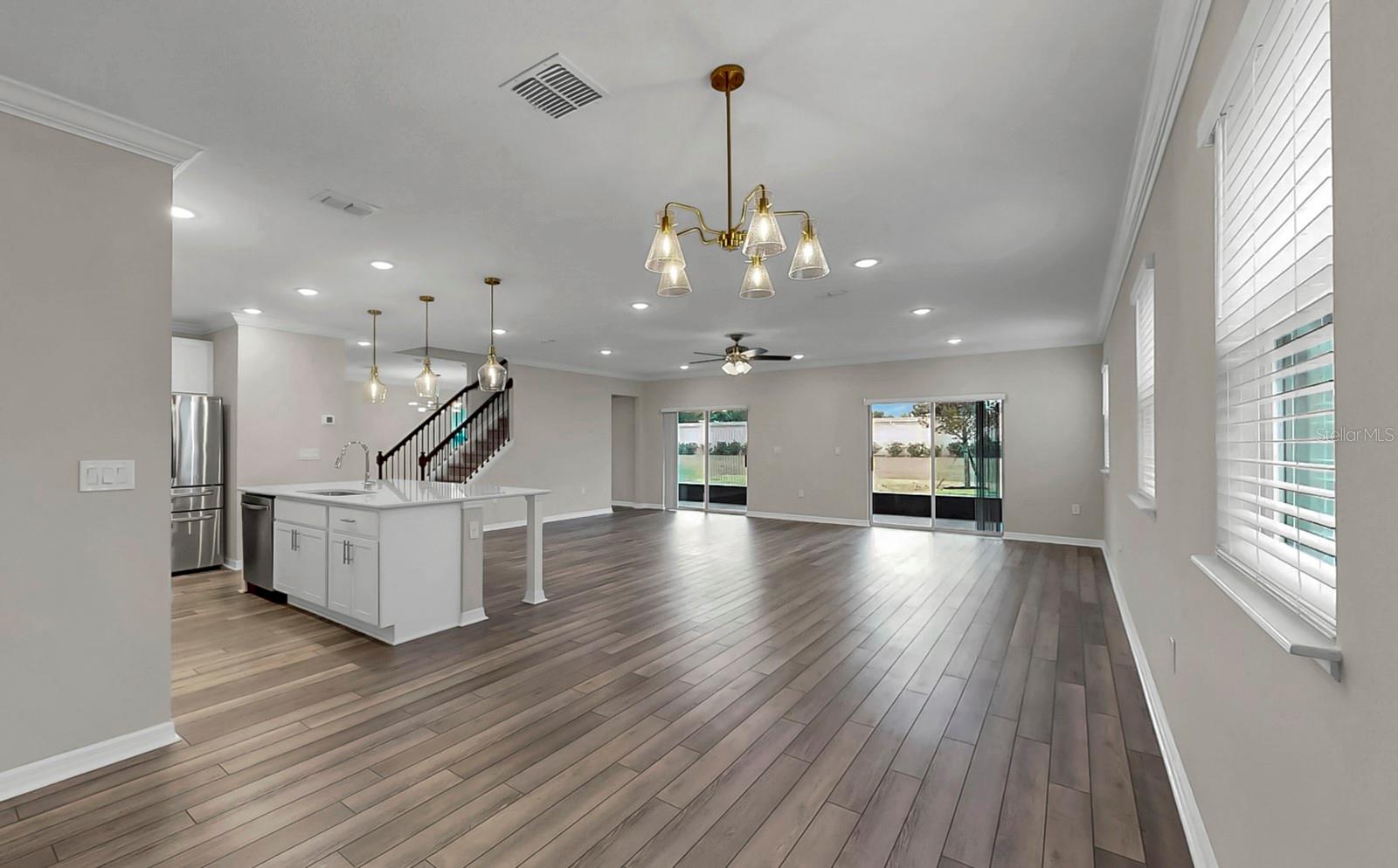 Image 6 of 61 For 8346 Abalone Loop