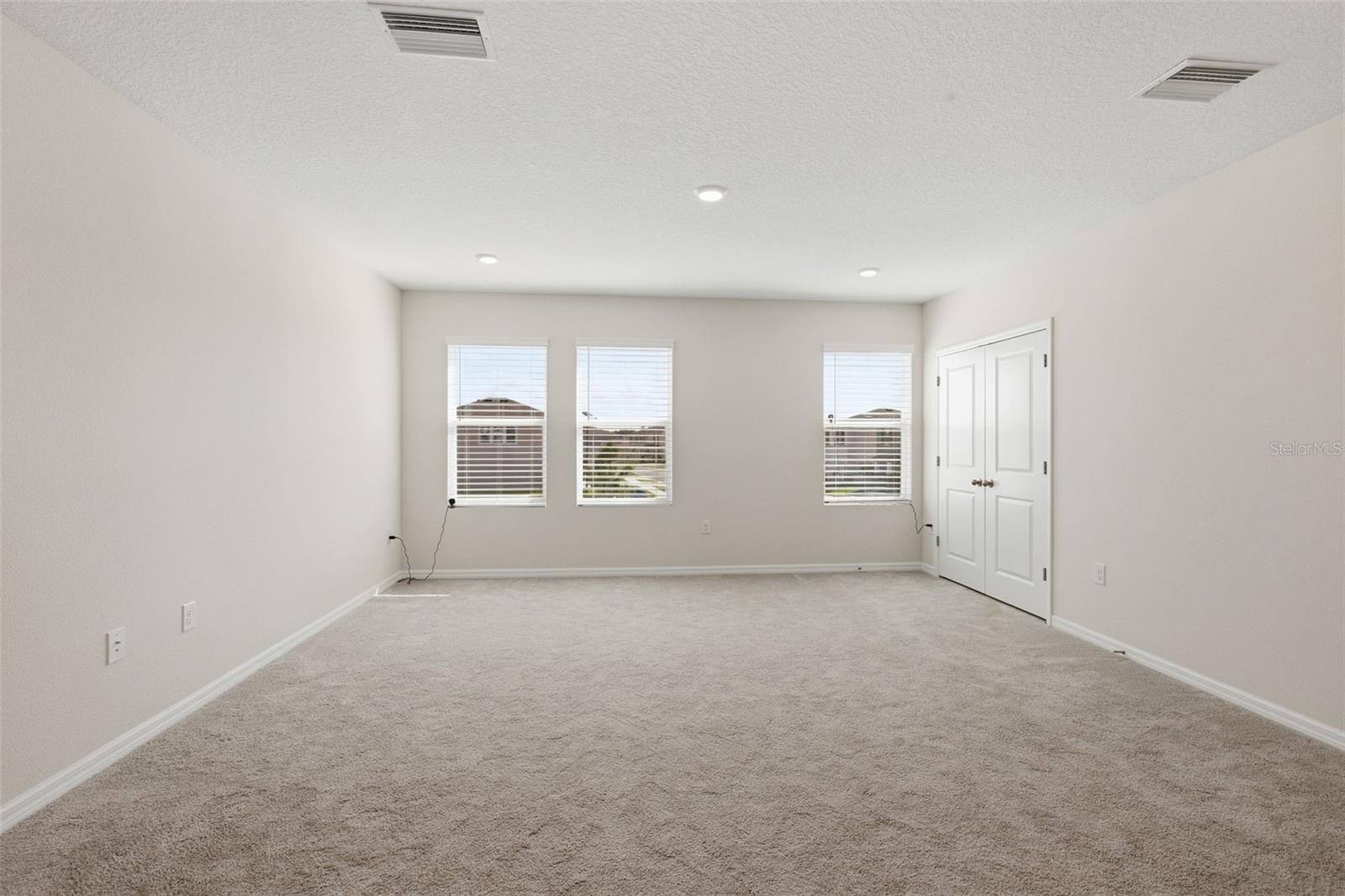 Image 15 of 41 For 32430 Osprey Peak Way