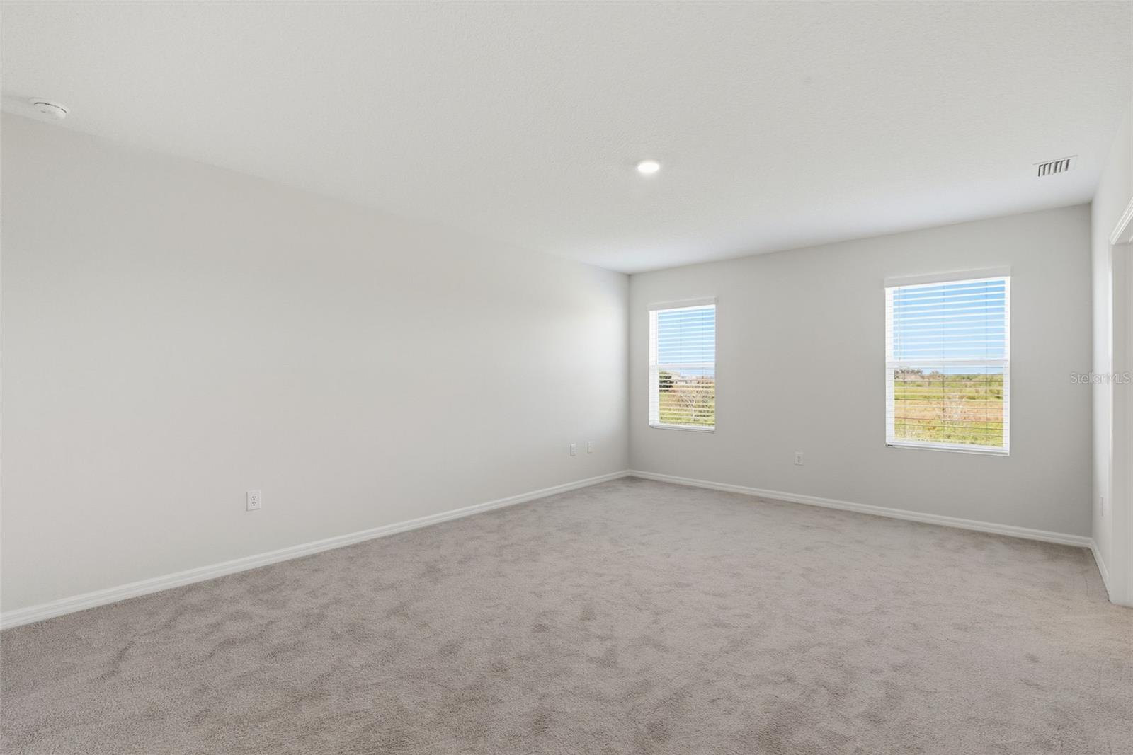 Image 19 of 41 For 32430 Osprey Peak Way