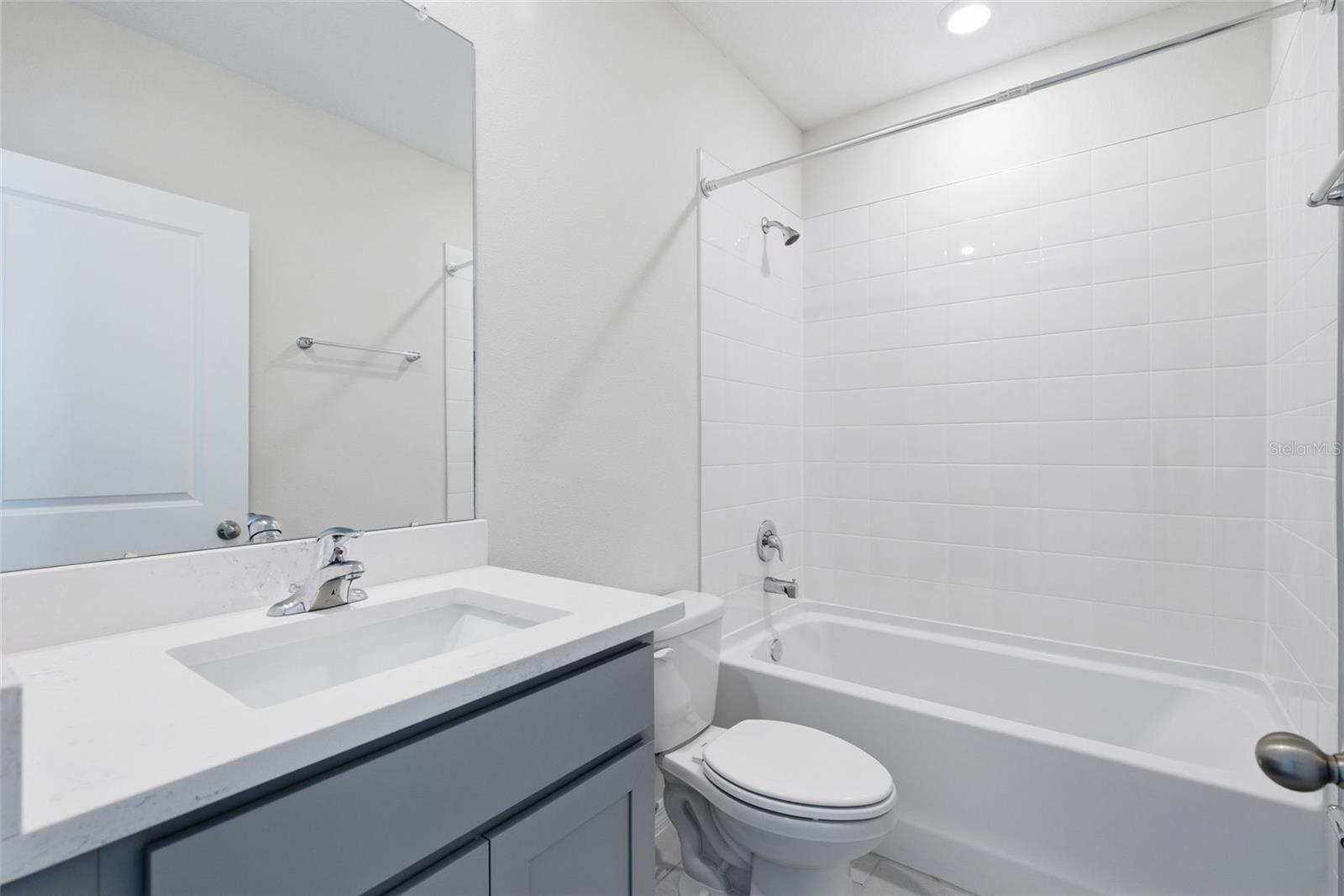 Image 23 of 41 For 32430 Osprey Peak Way