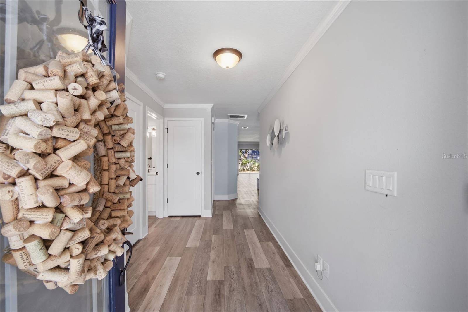 Listing photo id 1 for 1808 Powhatan Avenue