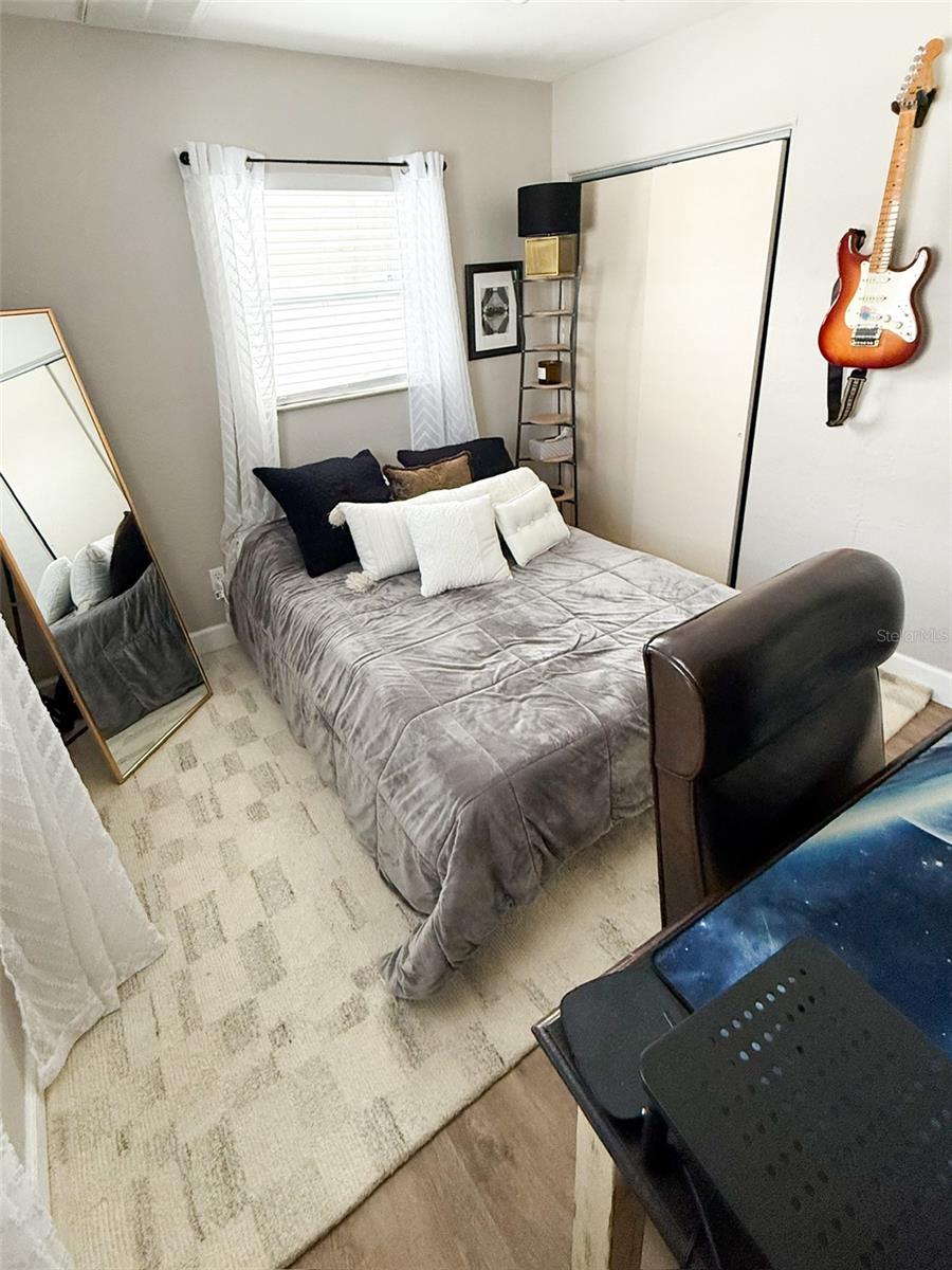 Image 12 of 40 For 5039 Dr Martin Luther King Jr Street N