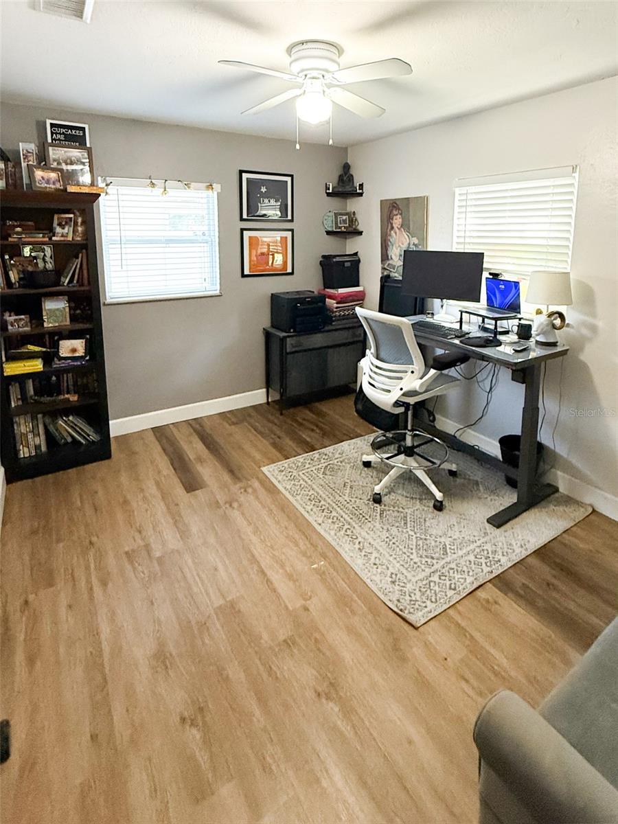 Image 13 of 40 For 5039 Dr Martin Luther King Jr Street N