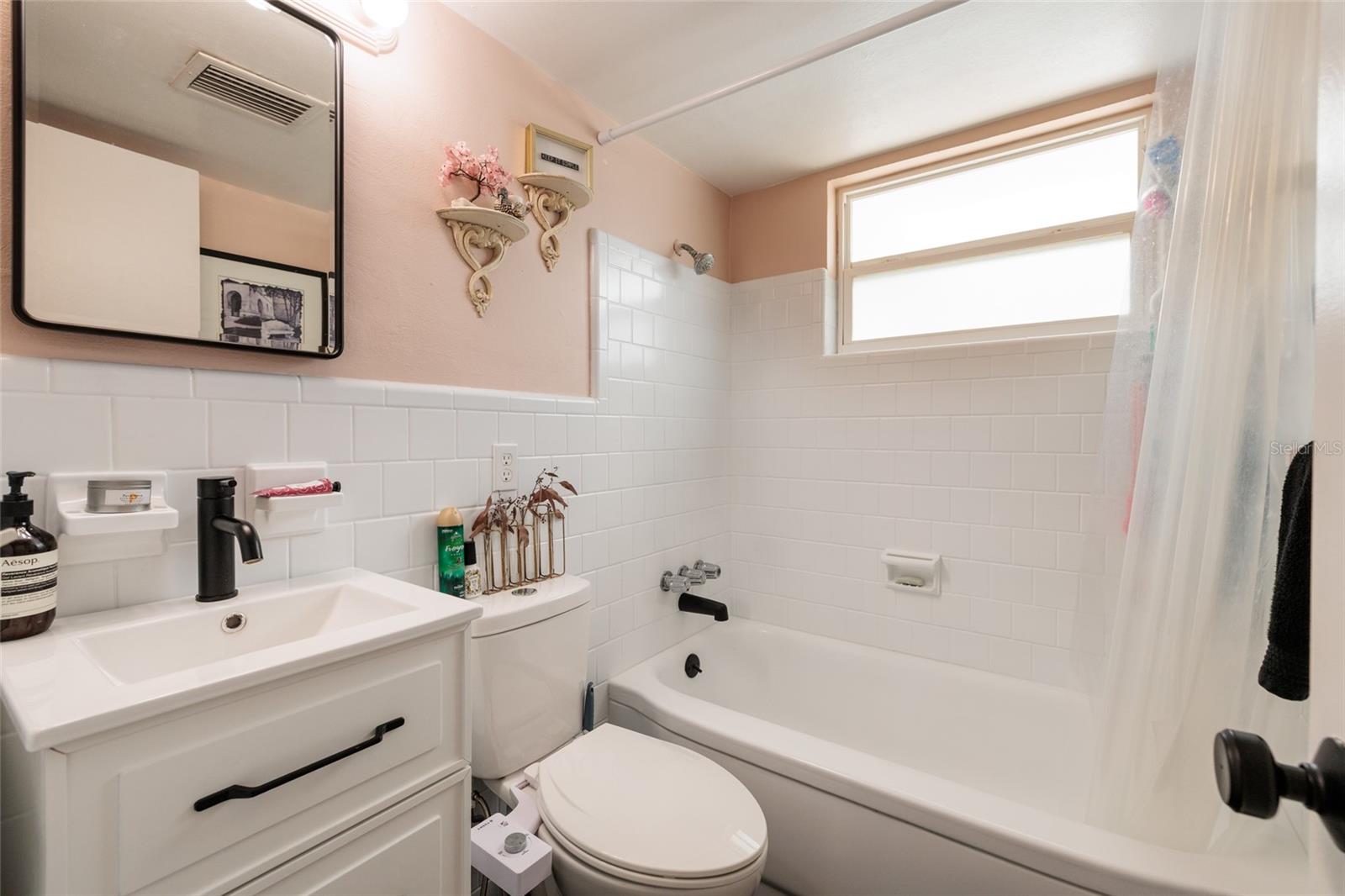 Image 15 of 40 For 5039 Dr Martin Luther King Jr Street N