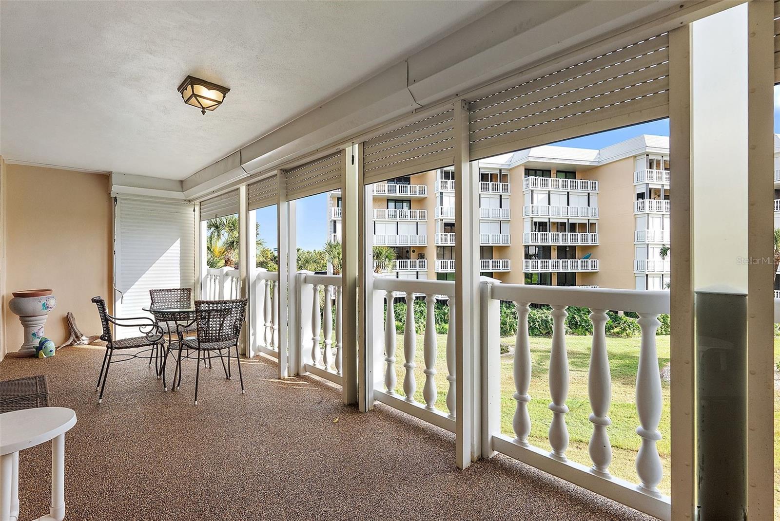 Image 17 of 36 For 6600 Sunset Way 204