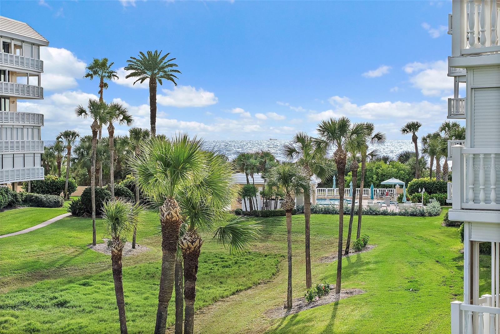 Image 18 of 36 For 6600 Sunset Way 204