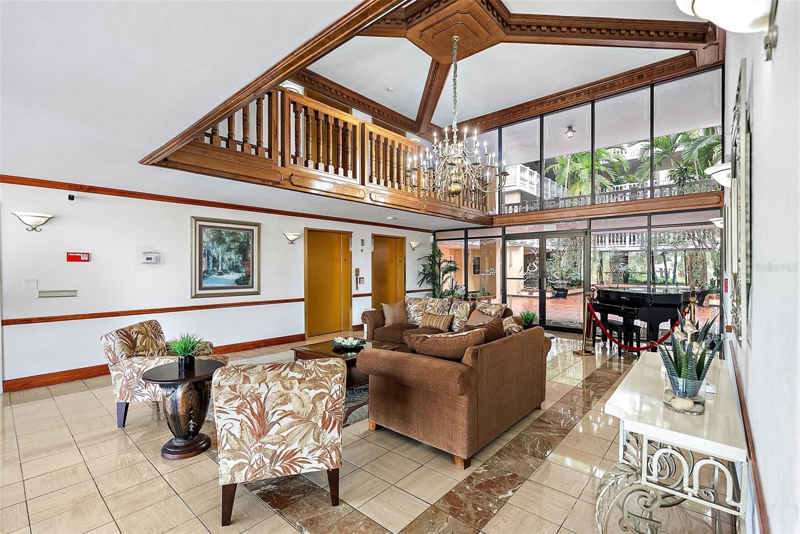 Image 25 of 36 For 6600 Sunset Way 204