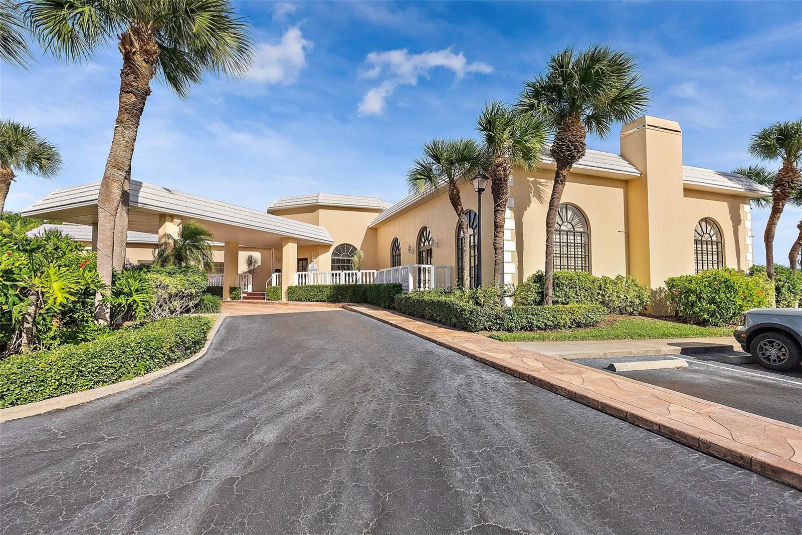 Image 26 of 36 For 6600 Sunset Way 204