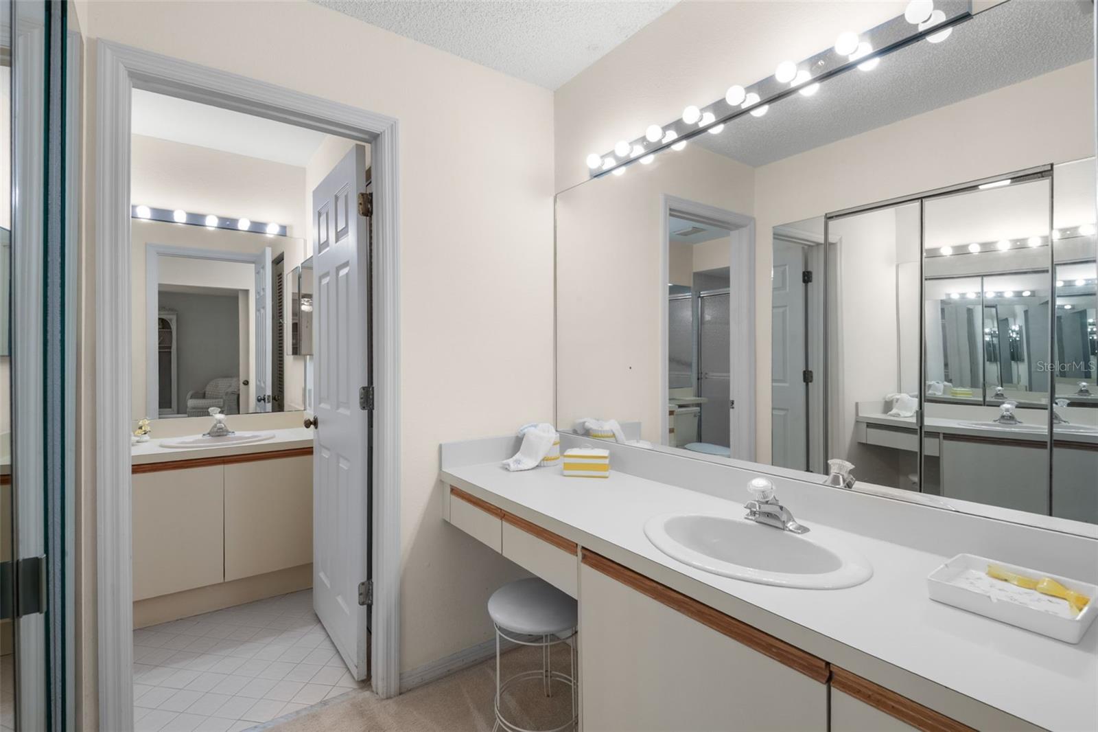 Image 28 of 50 For 1801 Lake Road 6a