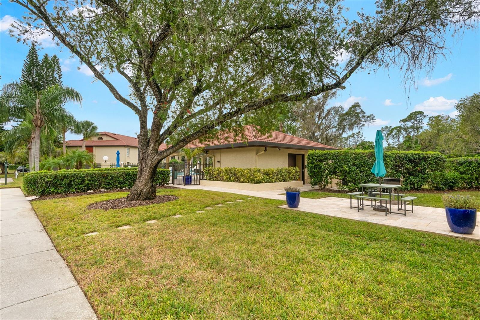 Image 40 of 50 For 1801 Lake Road 6a