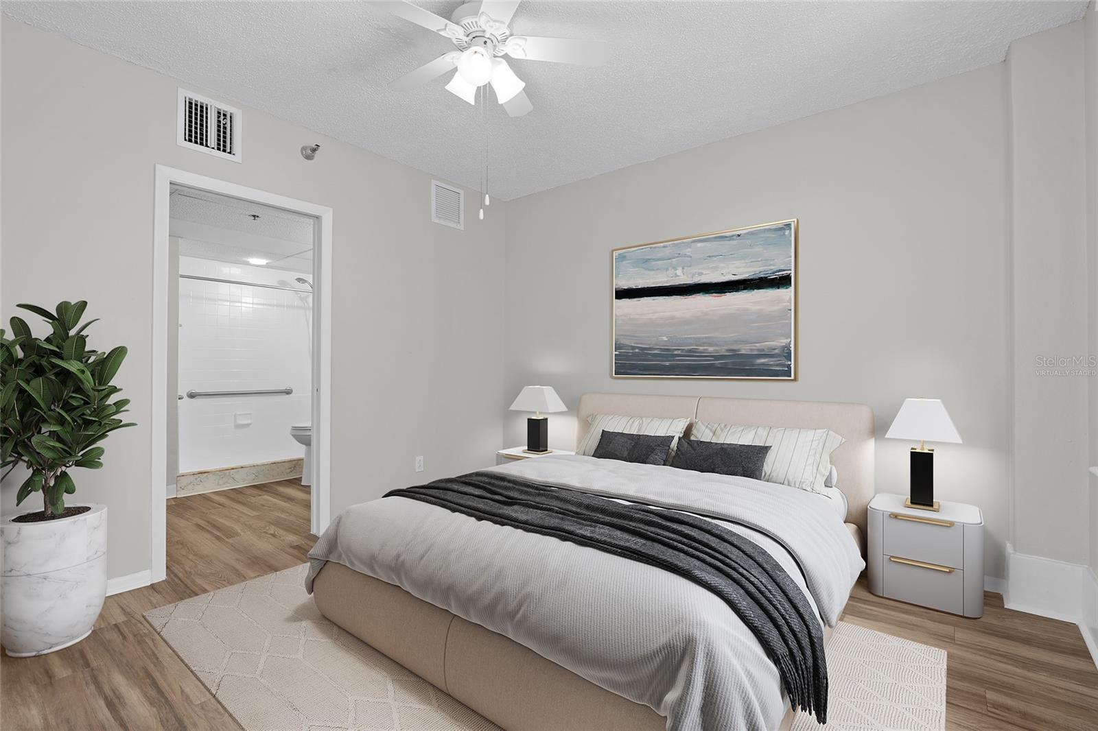 Image 10 of 17 For 411 1st Avenue N 510