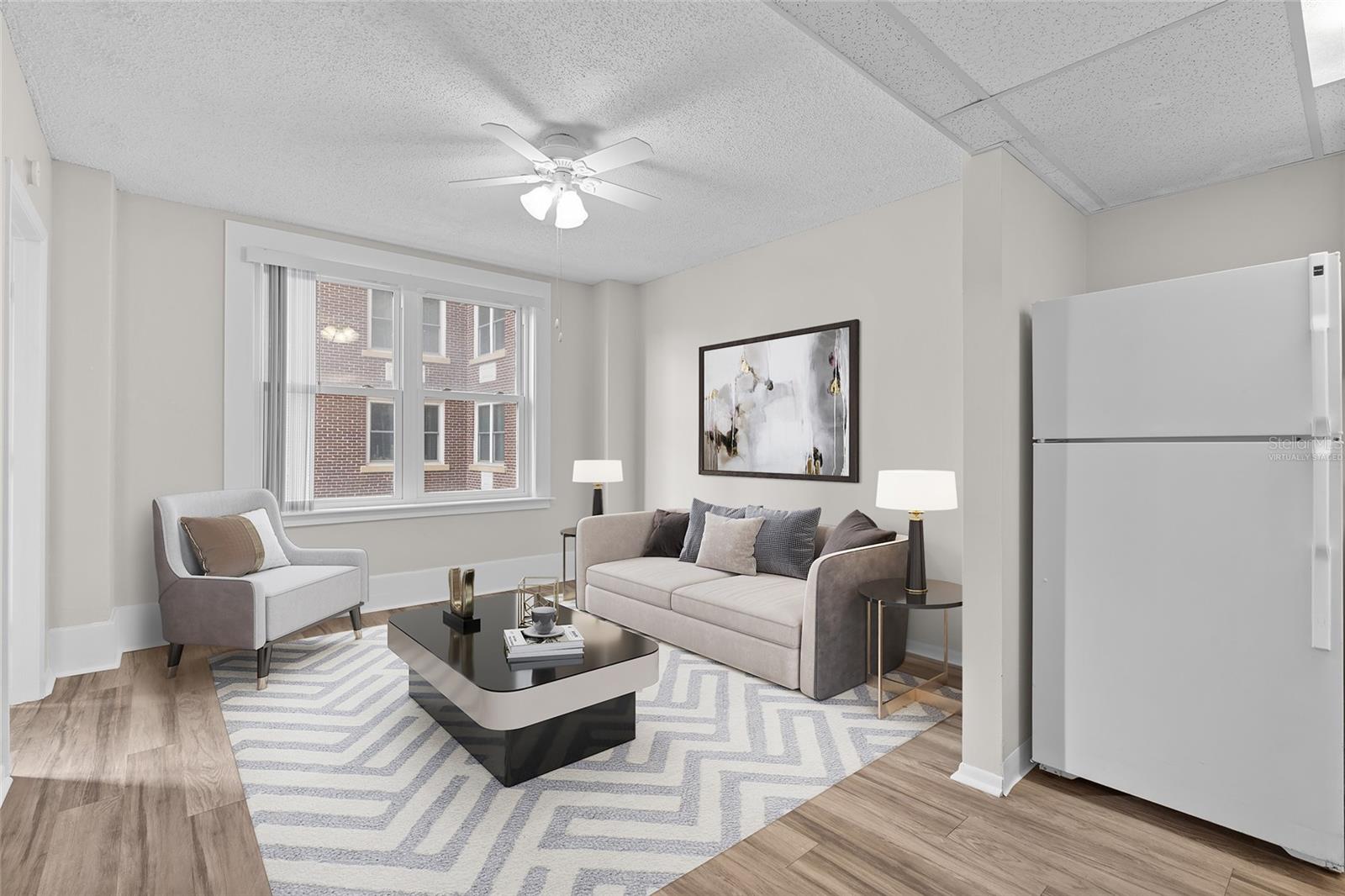 Image 4 of 17 For 411 1st Avenue N 510