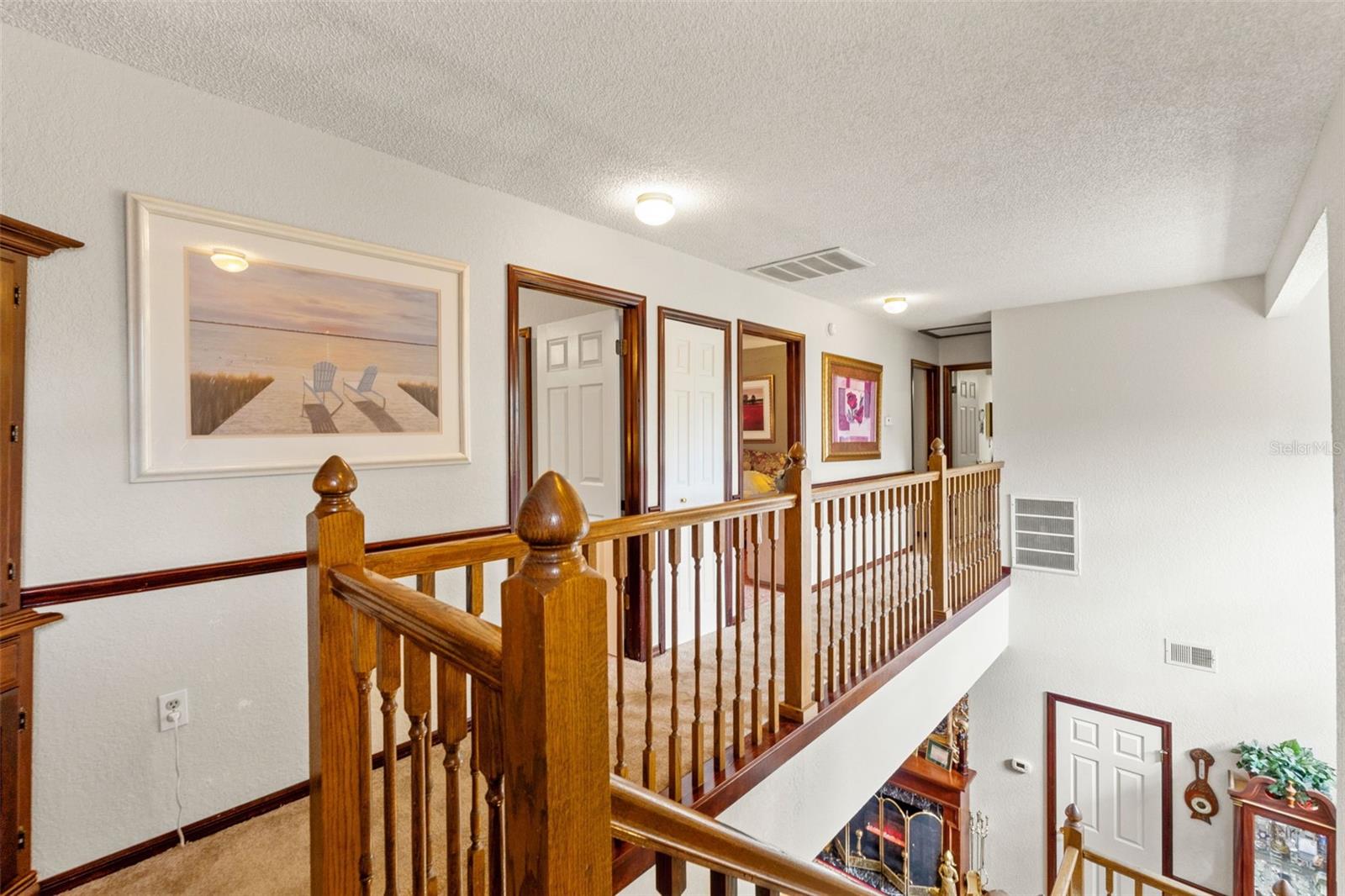 Image 36 of 70 For 13303 Don Loop