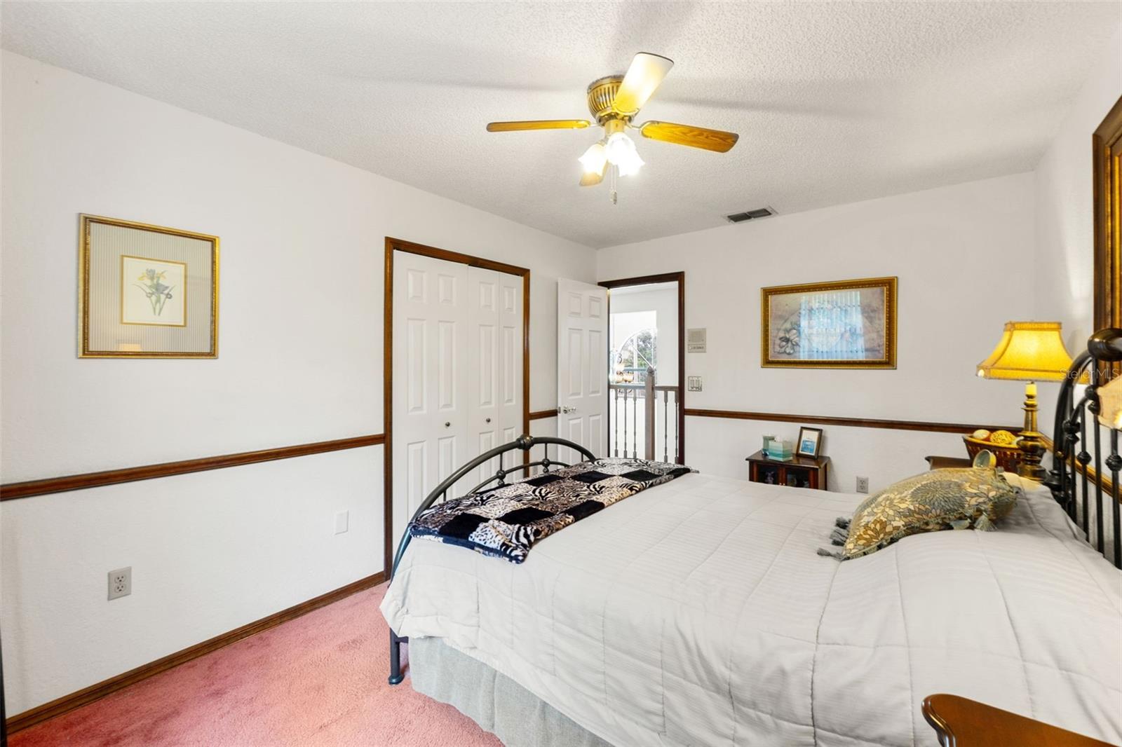 Image 39 of 70 For 13303 Don Loop