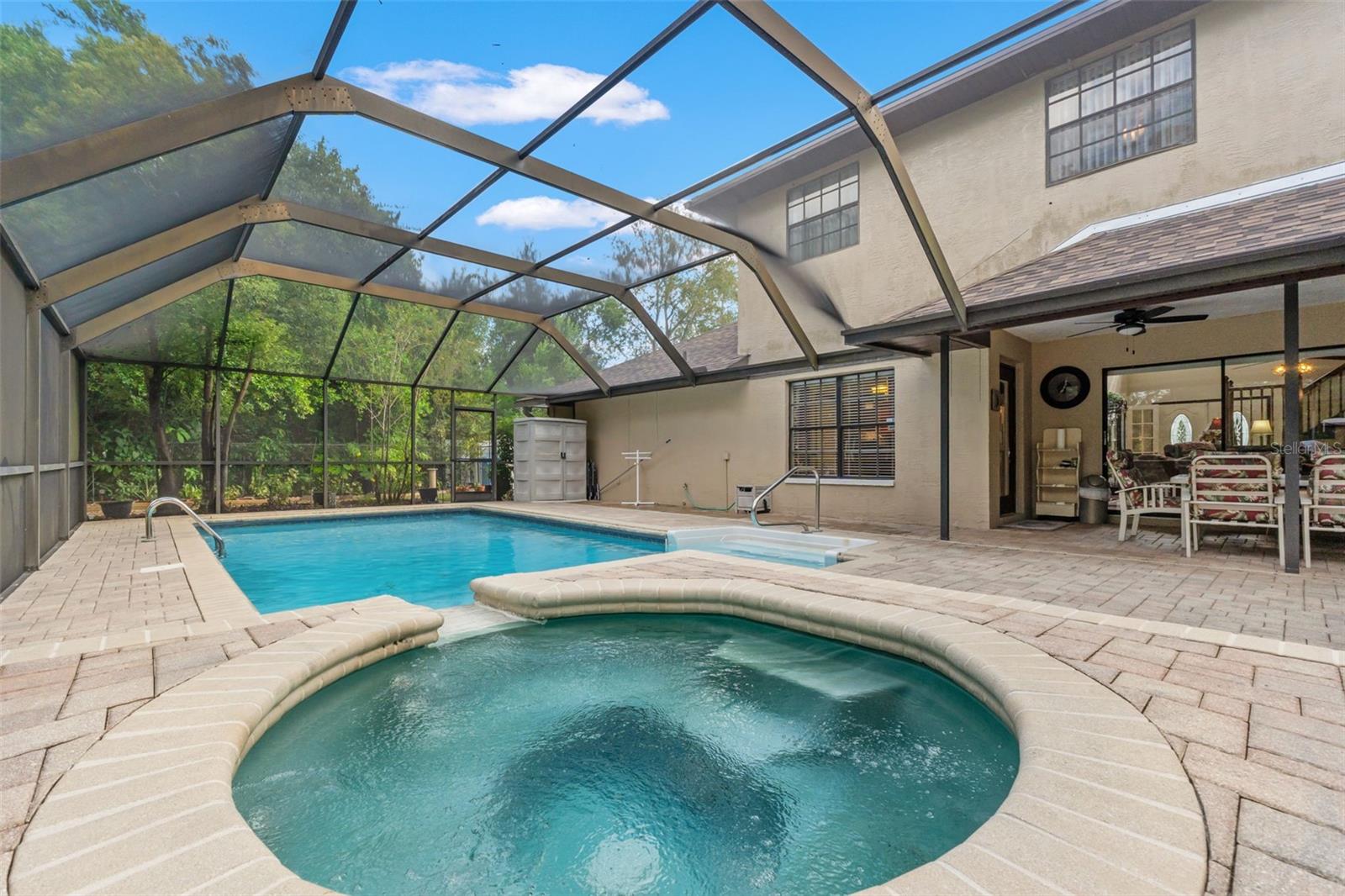 Image 53 of 70 For 13303 Don Loop