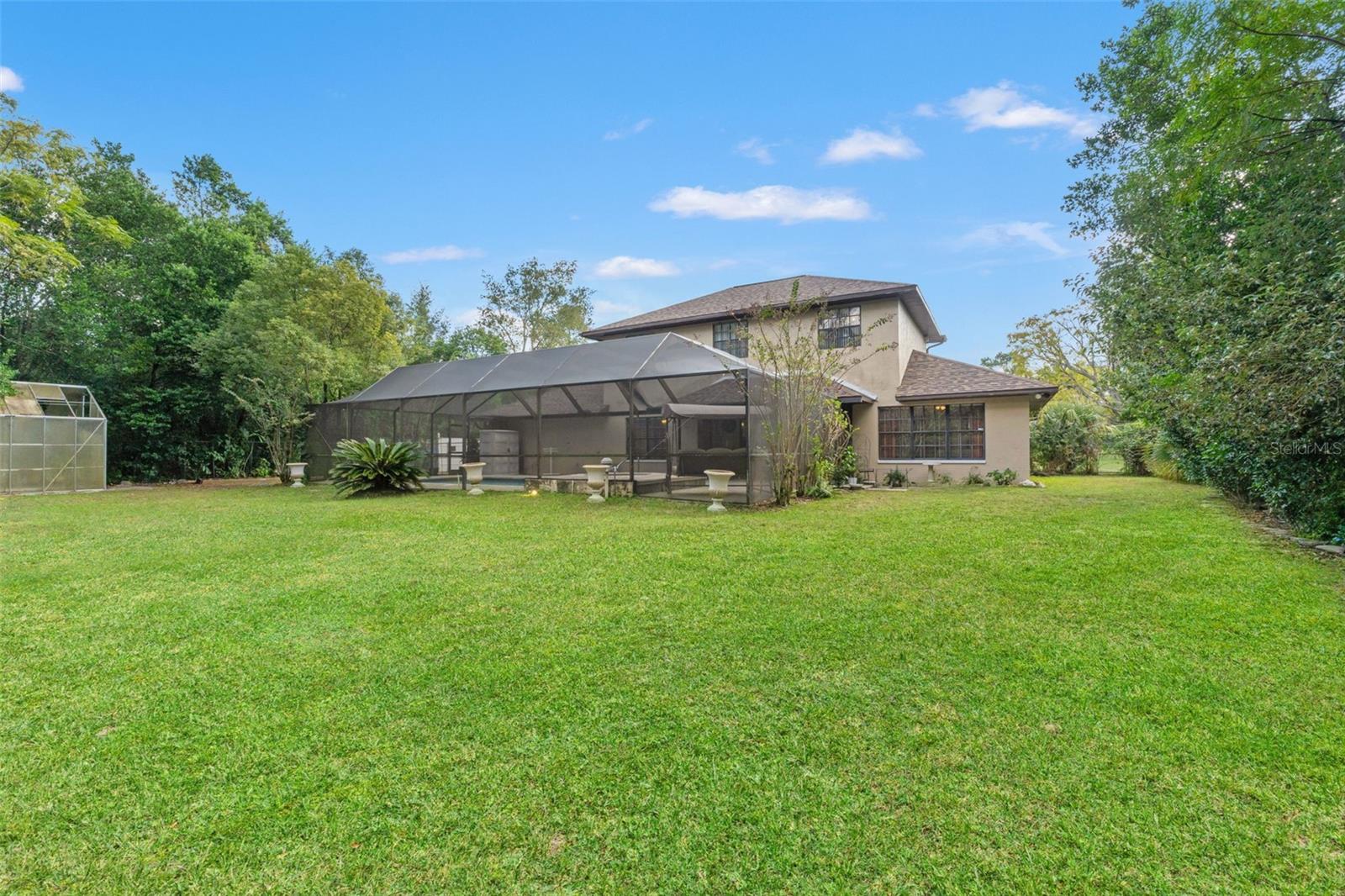 Image 55 of 70 For 13303 Don Loop