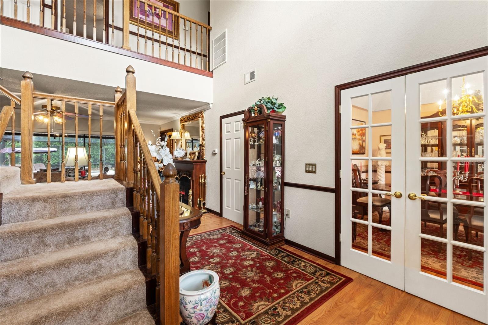 Image 8 of 70 For 13303 Don Loop