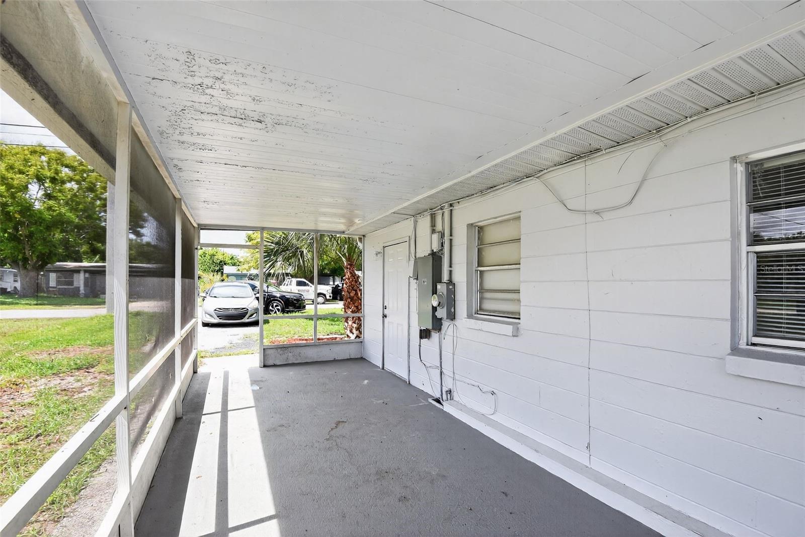 Image 21 of 23 For 2425 Anastasia Drive