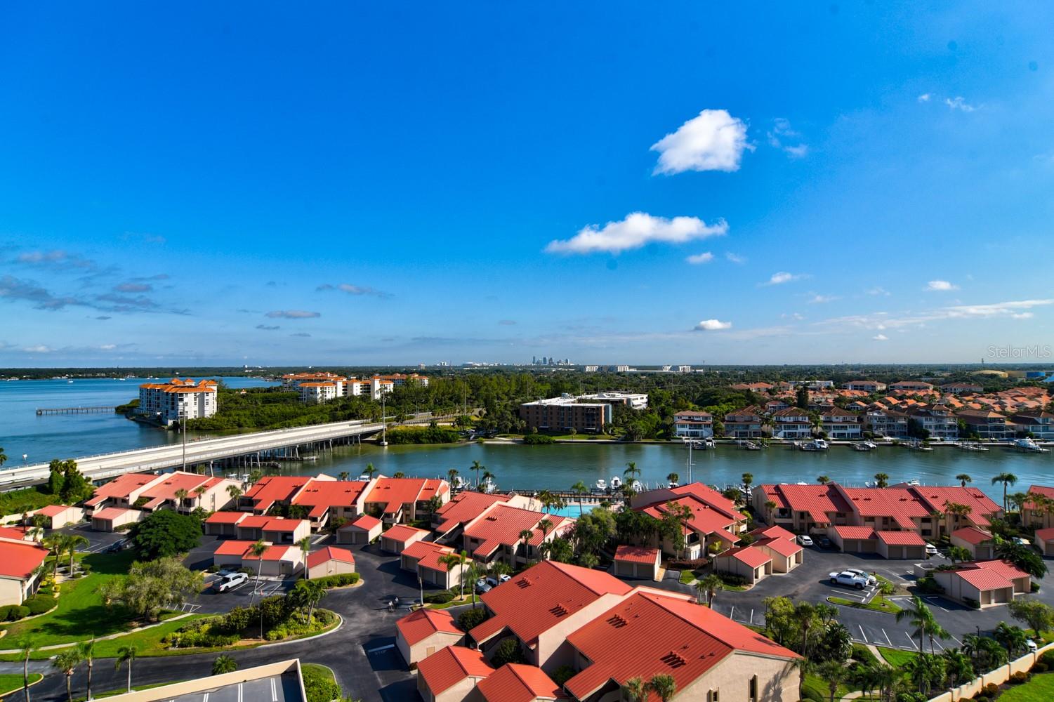 Image 20 of 42 For 4900 Brittany Drive S 1409