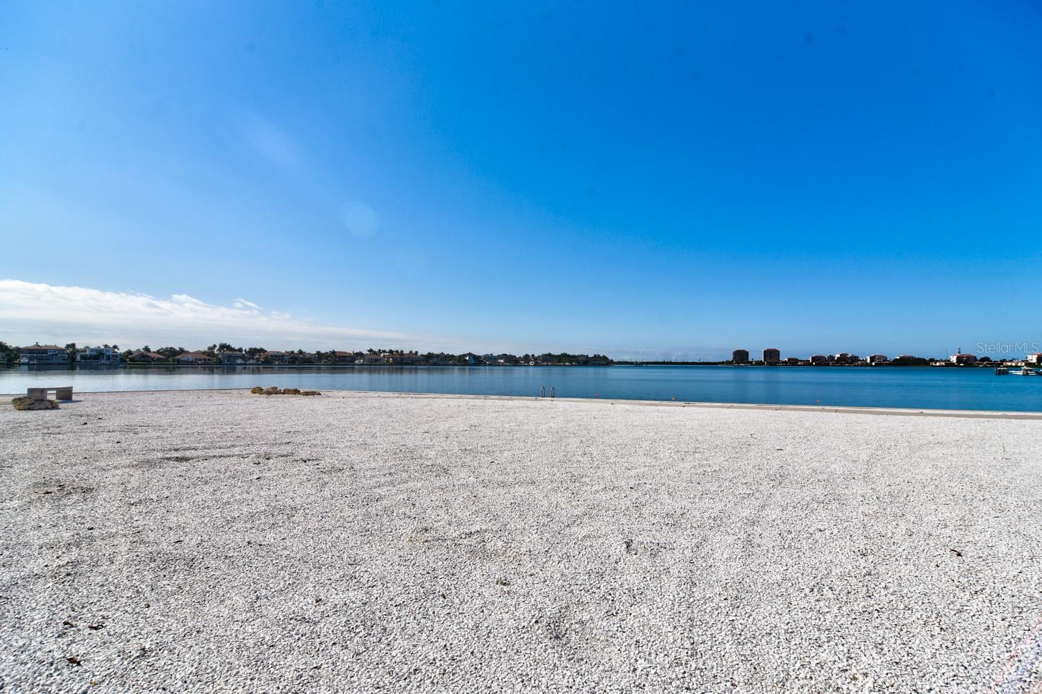 Image 35 of 42 For 4900 Brittany Drive S 1409