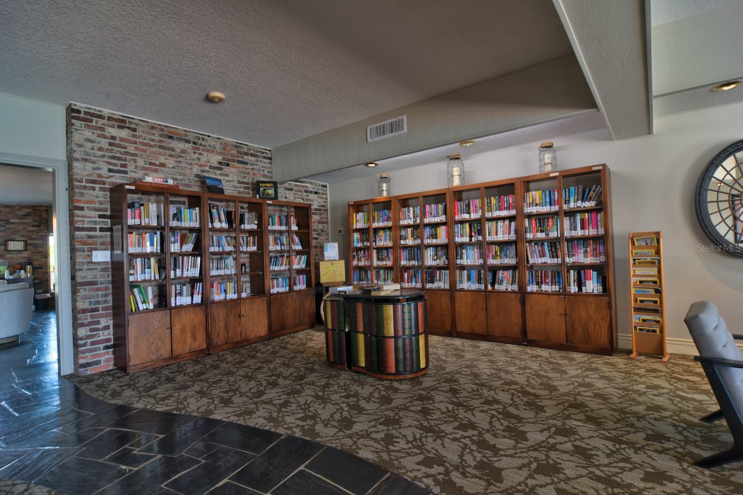 Image 38 of 42 For 4900 Brittany Drive S 1409