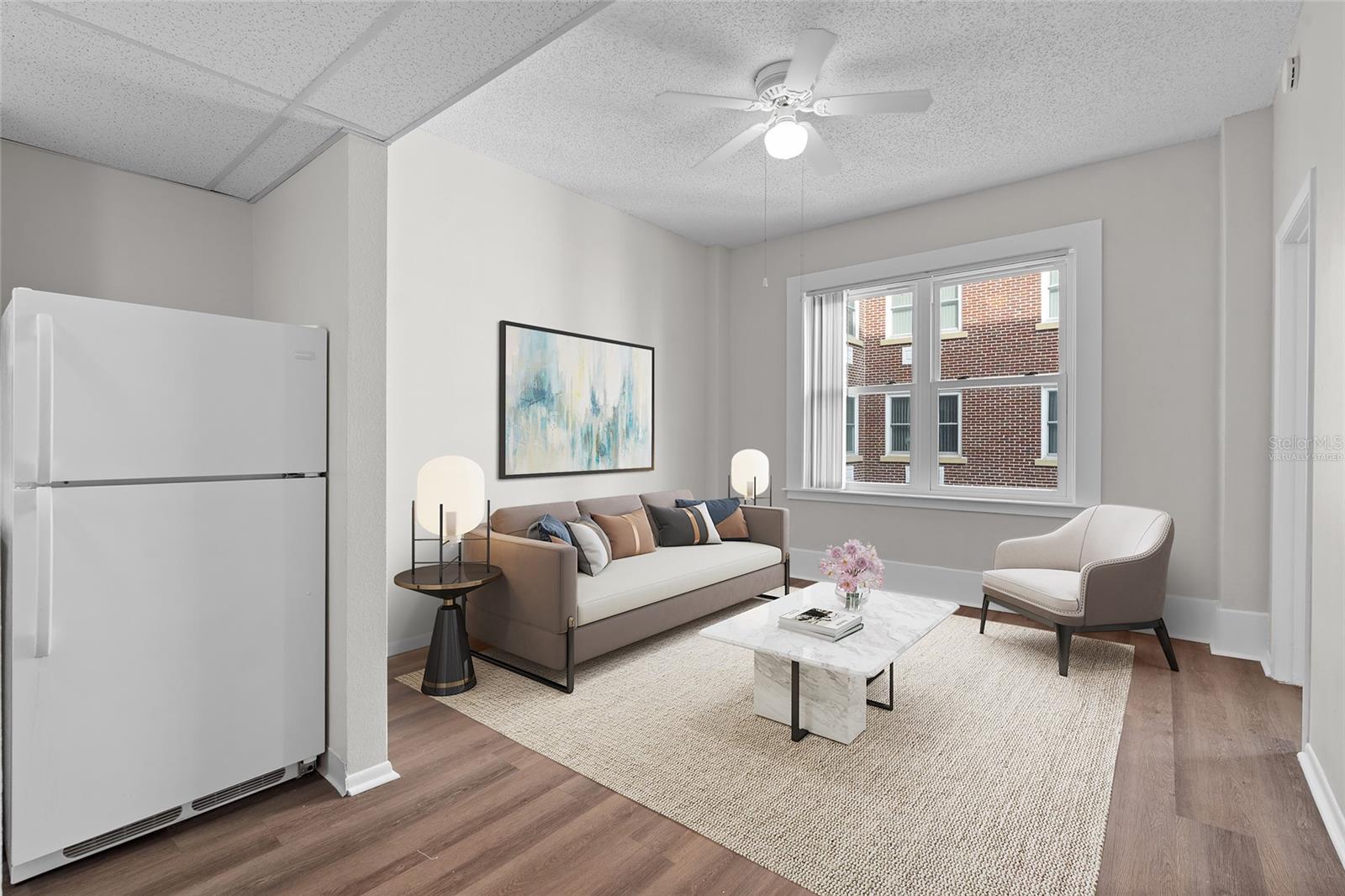 Image 4 of 17 For 411 1st Avenue N 702