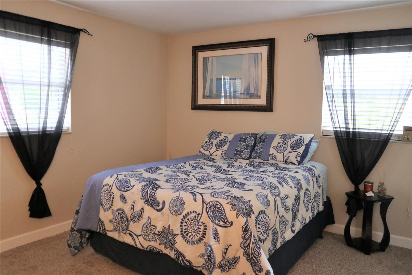 Image 6 of 23 For 1468 Evergreen Avenue