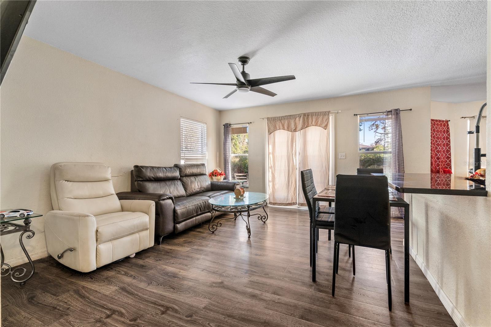 Image 13 of 39 For 8613 15th Street