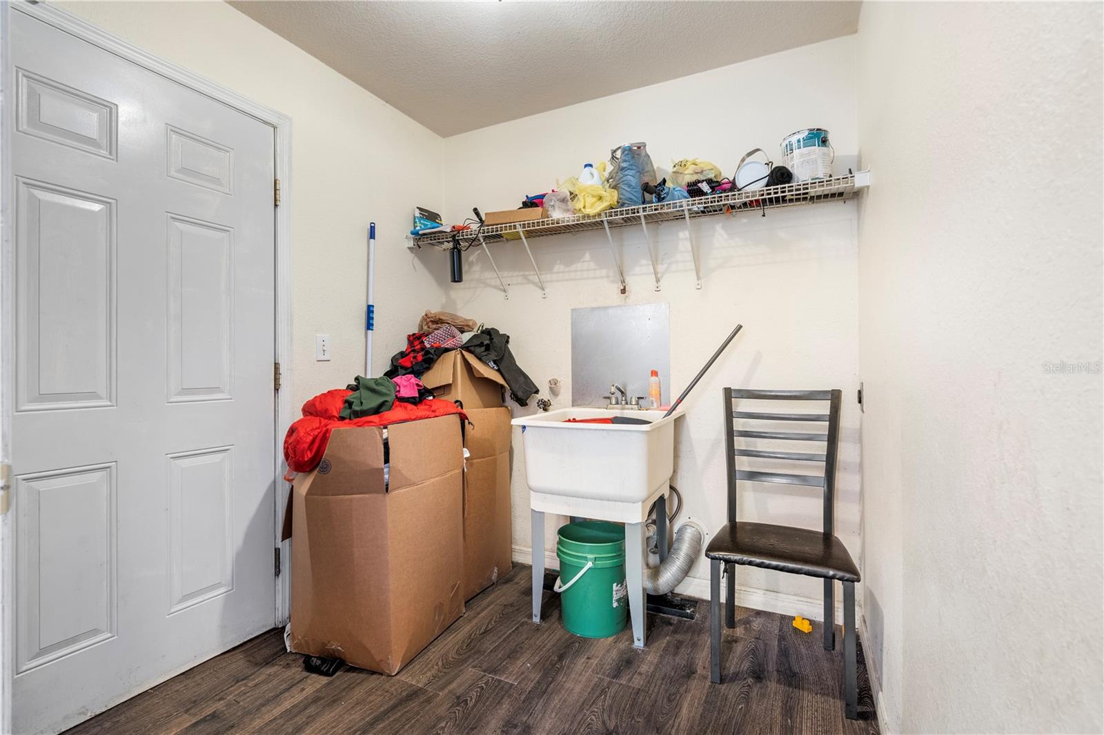 Image 14 of 39 For 8613 15th Street