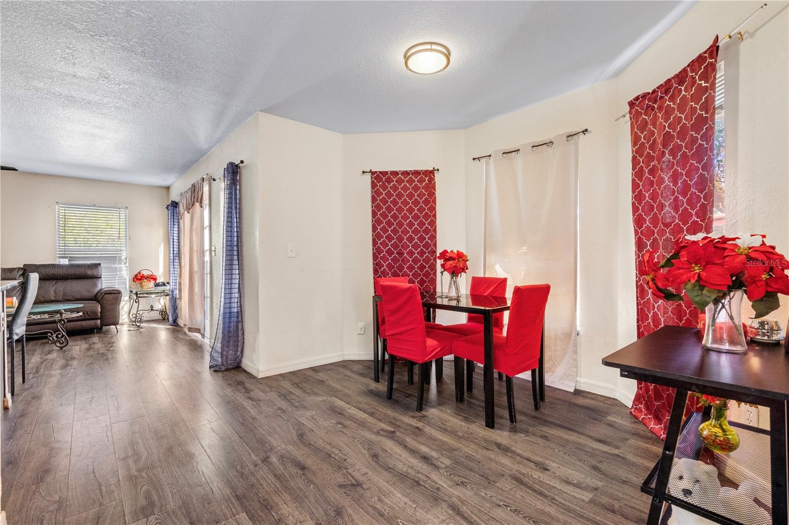 Image 7 of 39 For 8613 15th Street