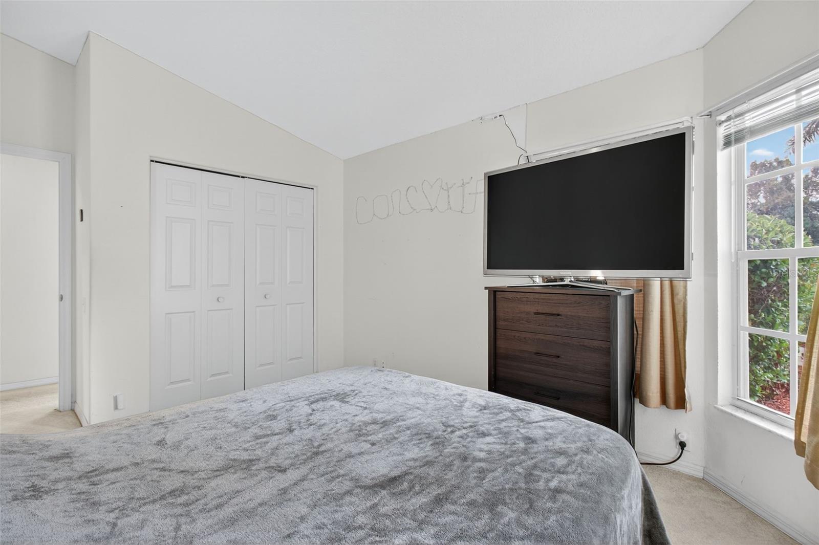 Image 27 of 41 For 8841 Kipling Avenue