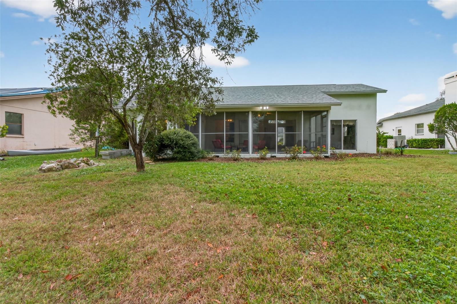 Image 35 of 41 For 8841 Kipling Avenue