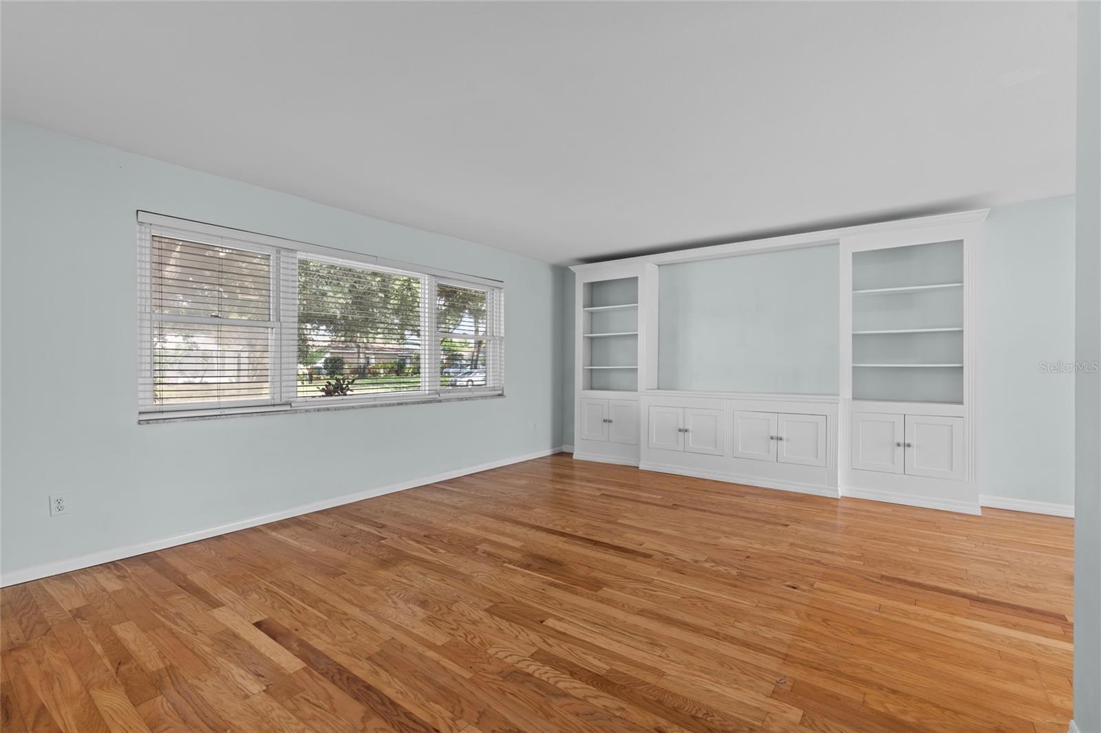 Image 5 of 34 For 13236 84th Terrace