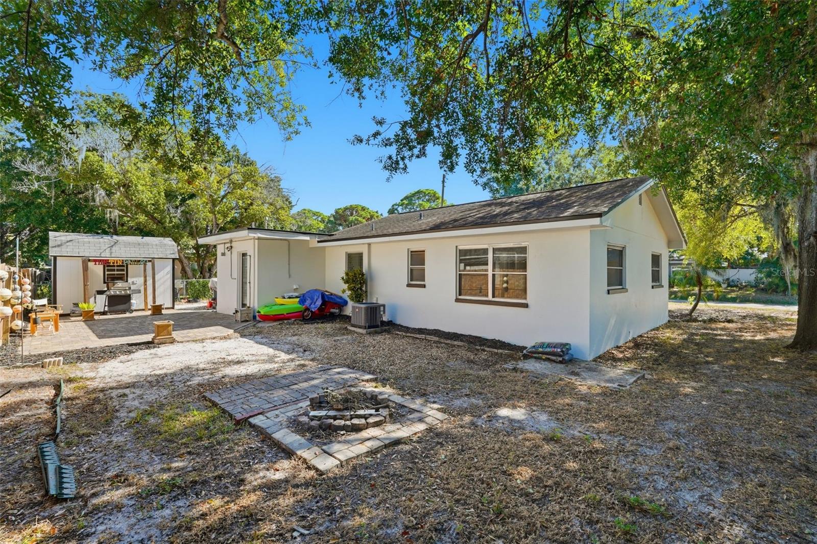 Image 24 of 29 For 42 Lake Shore Drive