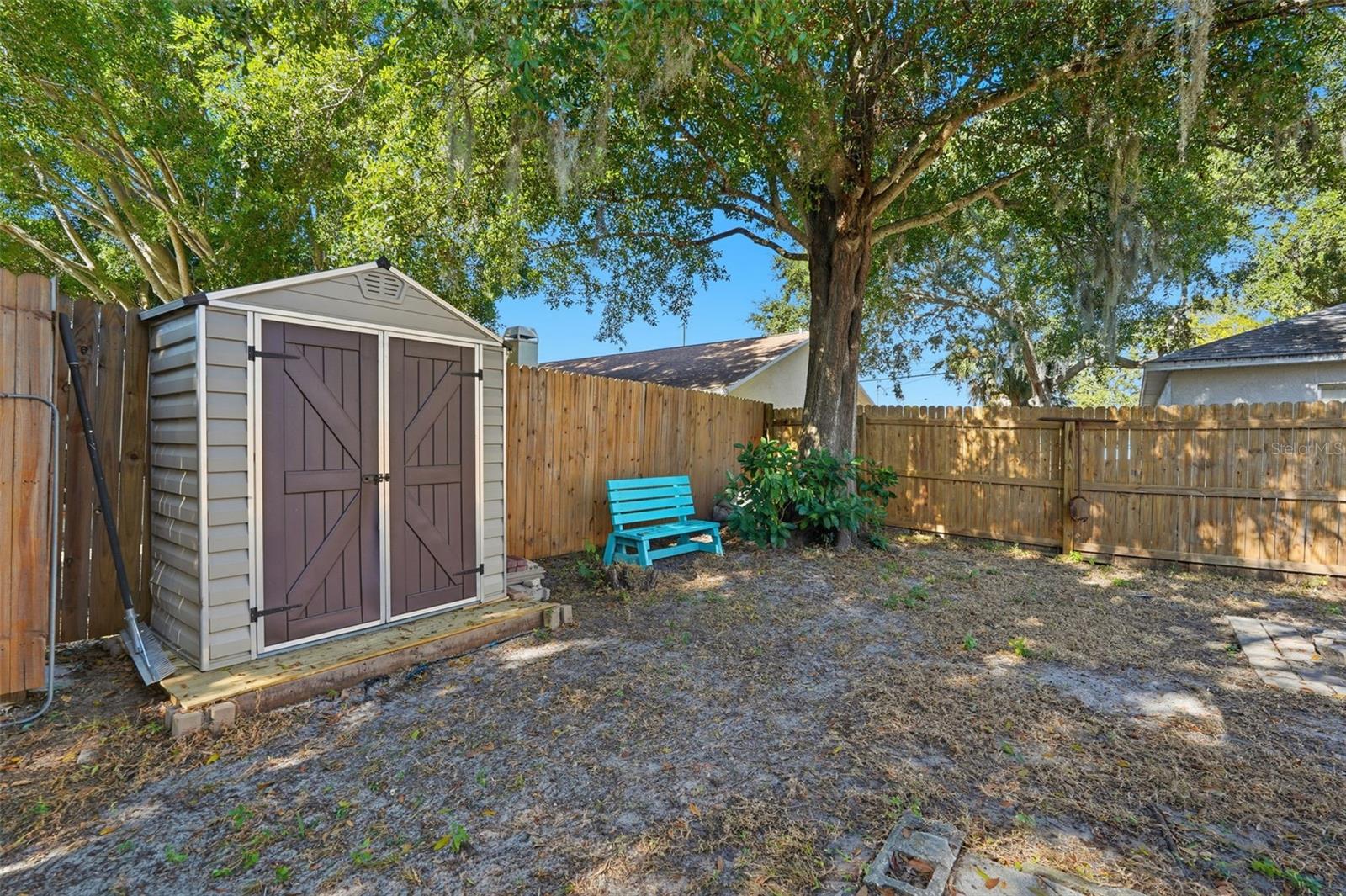 Image 25 of 29 For 42 Lake Shore Drive