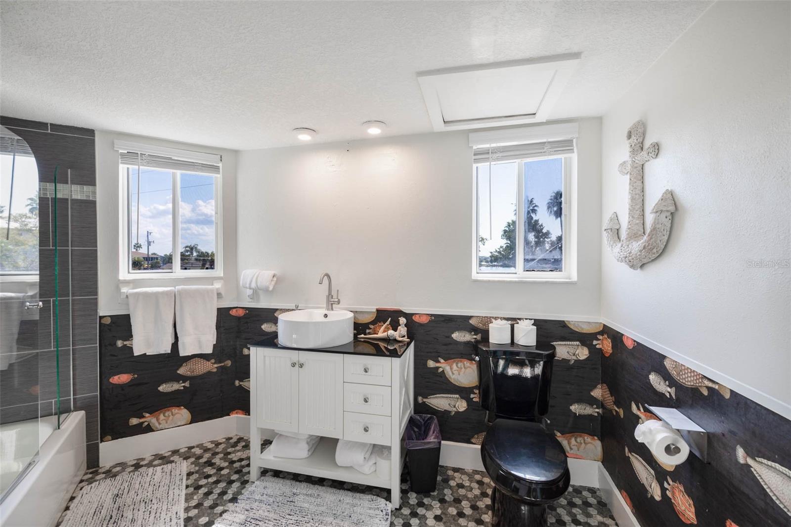 Image 23 of 56 For 3460 Crape Myrtle Drive