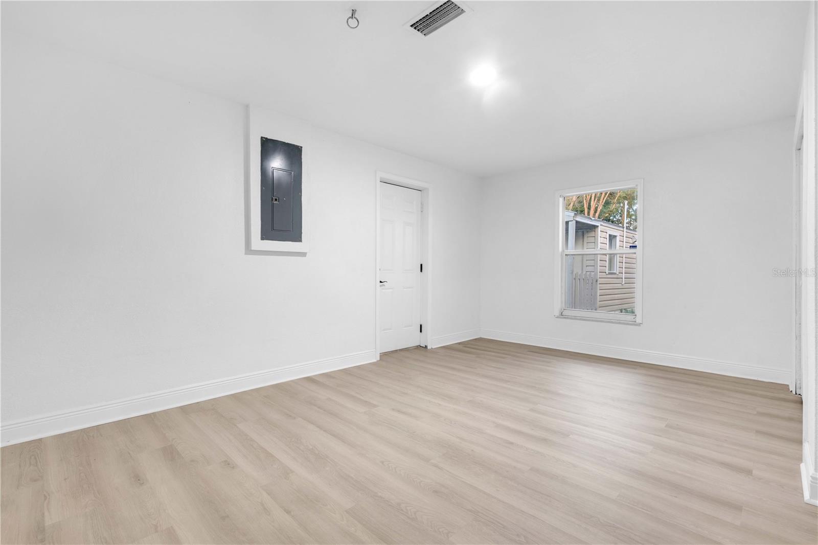 Image 21 of 47 For Address Not Provided