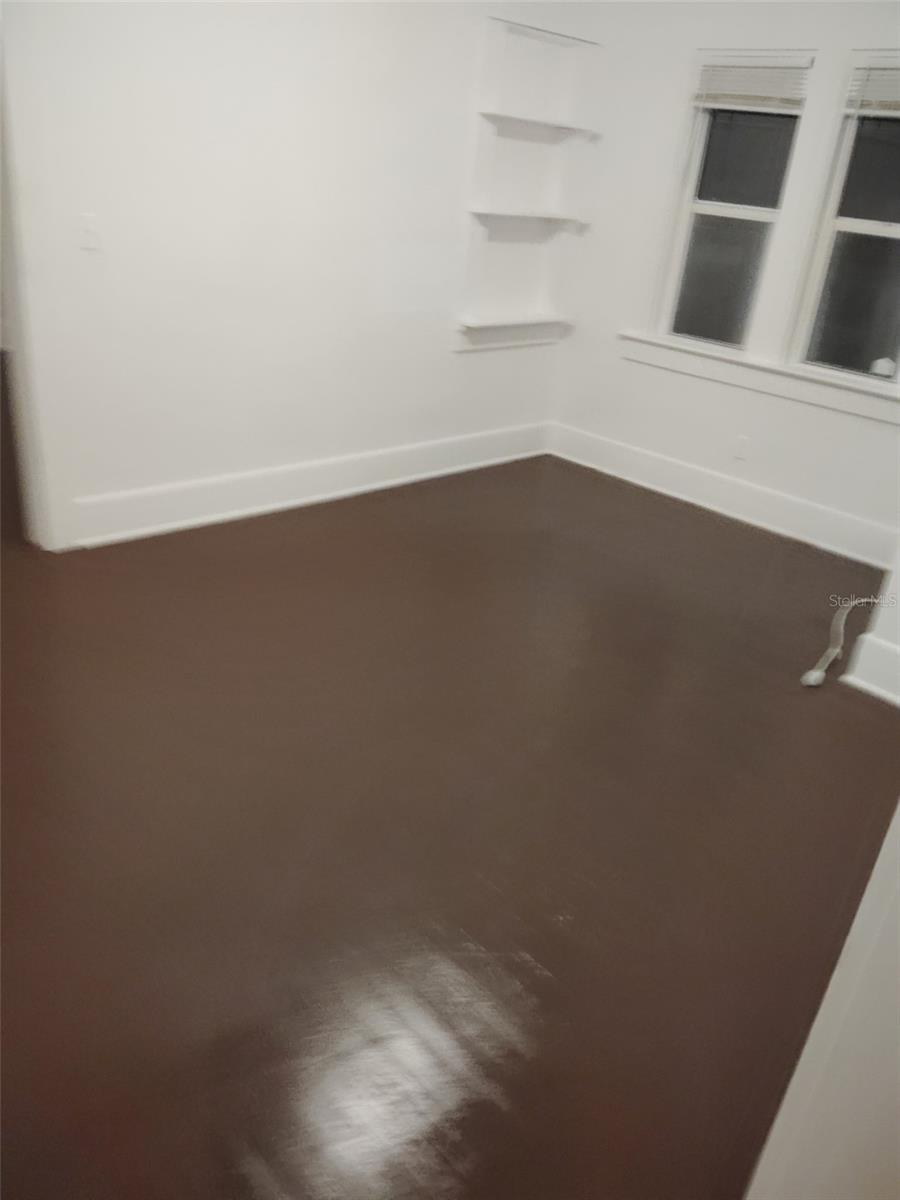 Image 10 of 27 For 811 Jeffords