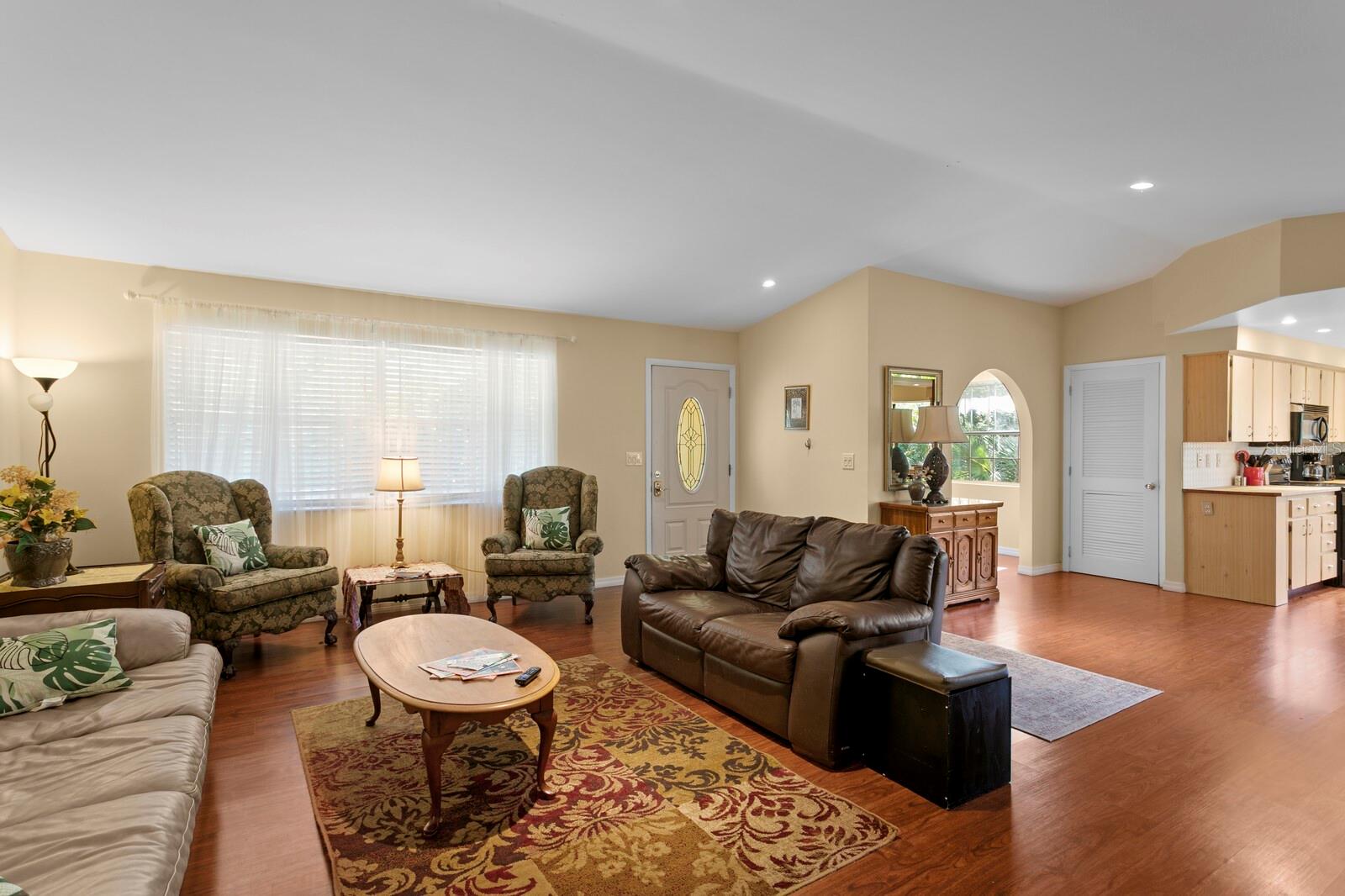 Image 18 of 60 For 1343 Highland Avenue